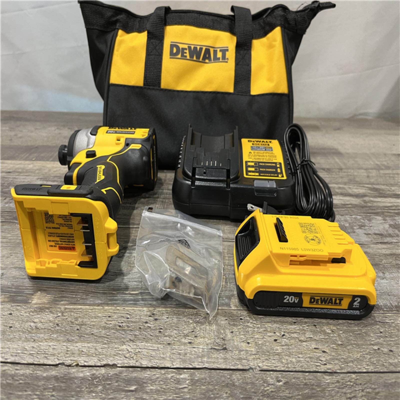 AS-IS DEWALT Atomic 20V Max Lithium-Ion Brushless Cordless Compact 1/4 in. Impact Driver Kit