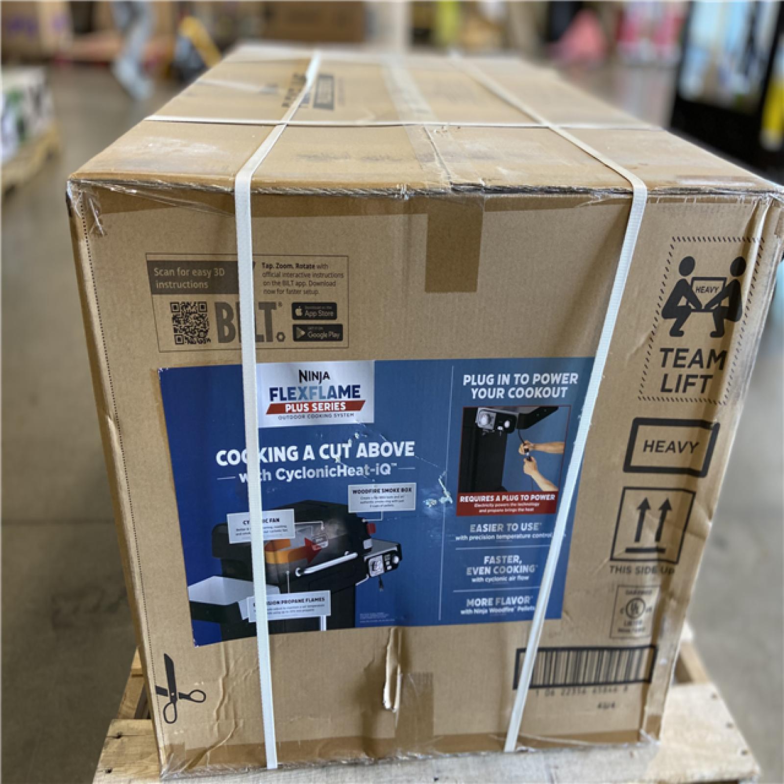 DALLAS LOCATION - NINJA FlexFlame Plus 3-Burner Outdoor Cooking BBQ  5-in-1 Propane and Electric Grill  Smoker