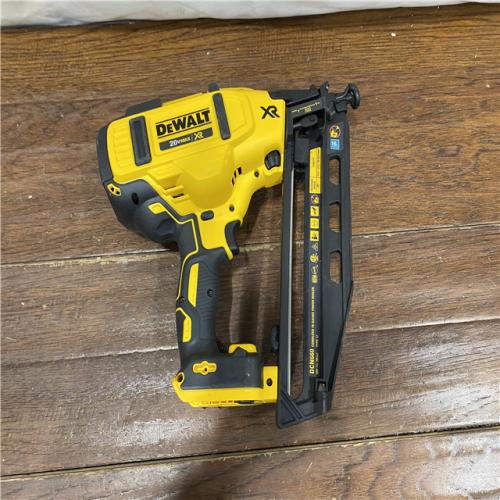 AS-IS DEWALT 20-Volt 21° Cordless Framing Nailer (Tool-Only)