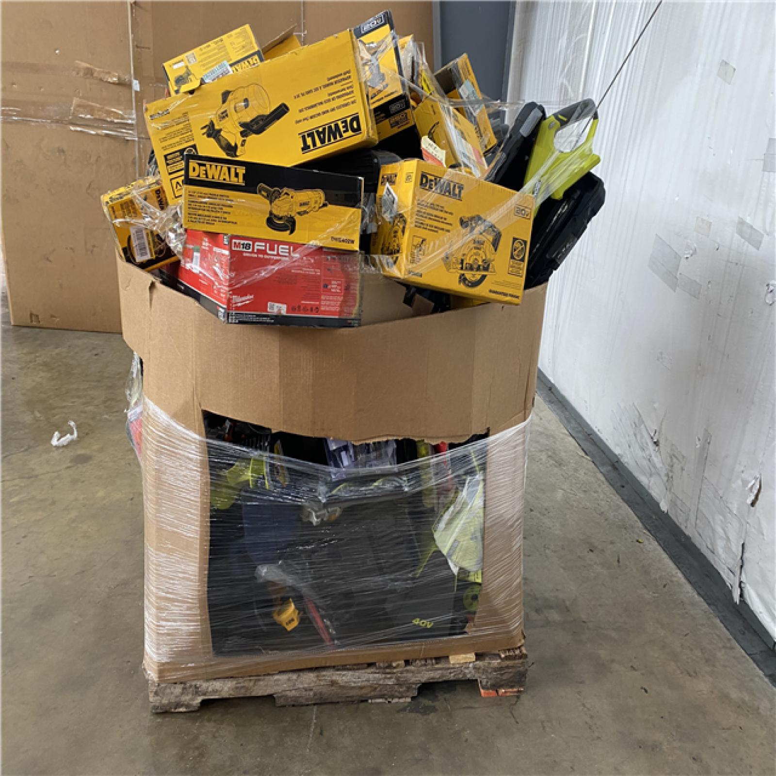 Houston Location AS IS - Tool Pallet