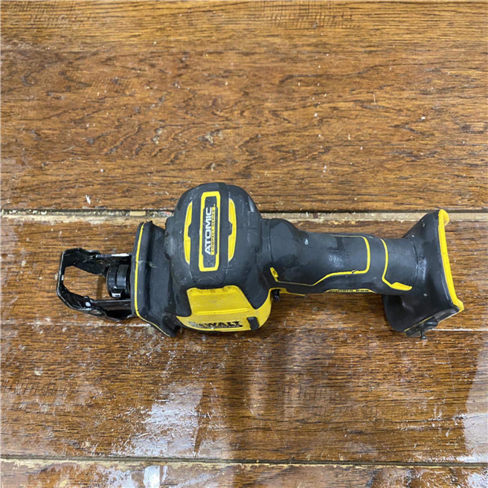 AS-IS Dewalt DCS369B ATOMIC 20V MAX Cordless One-Handed Reciprocating Saw (Tool Only)