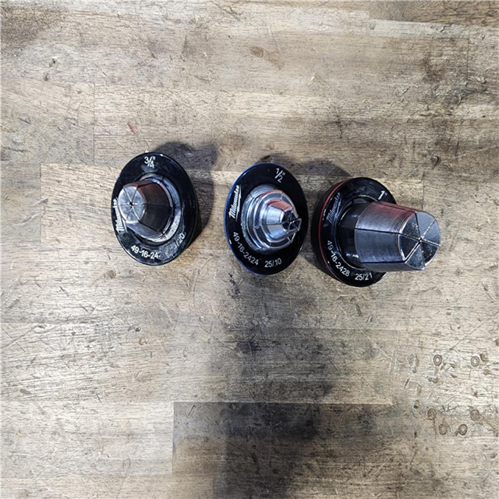 HOUSTON LOCATION - AS-IS Milwaukee M12 12-Volt Lithium-Ion Cordless PEX Expansion Tool Kit with (2) 1.5 Ah Batteries  (3) Expansion Heads and Hard Case