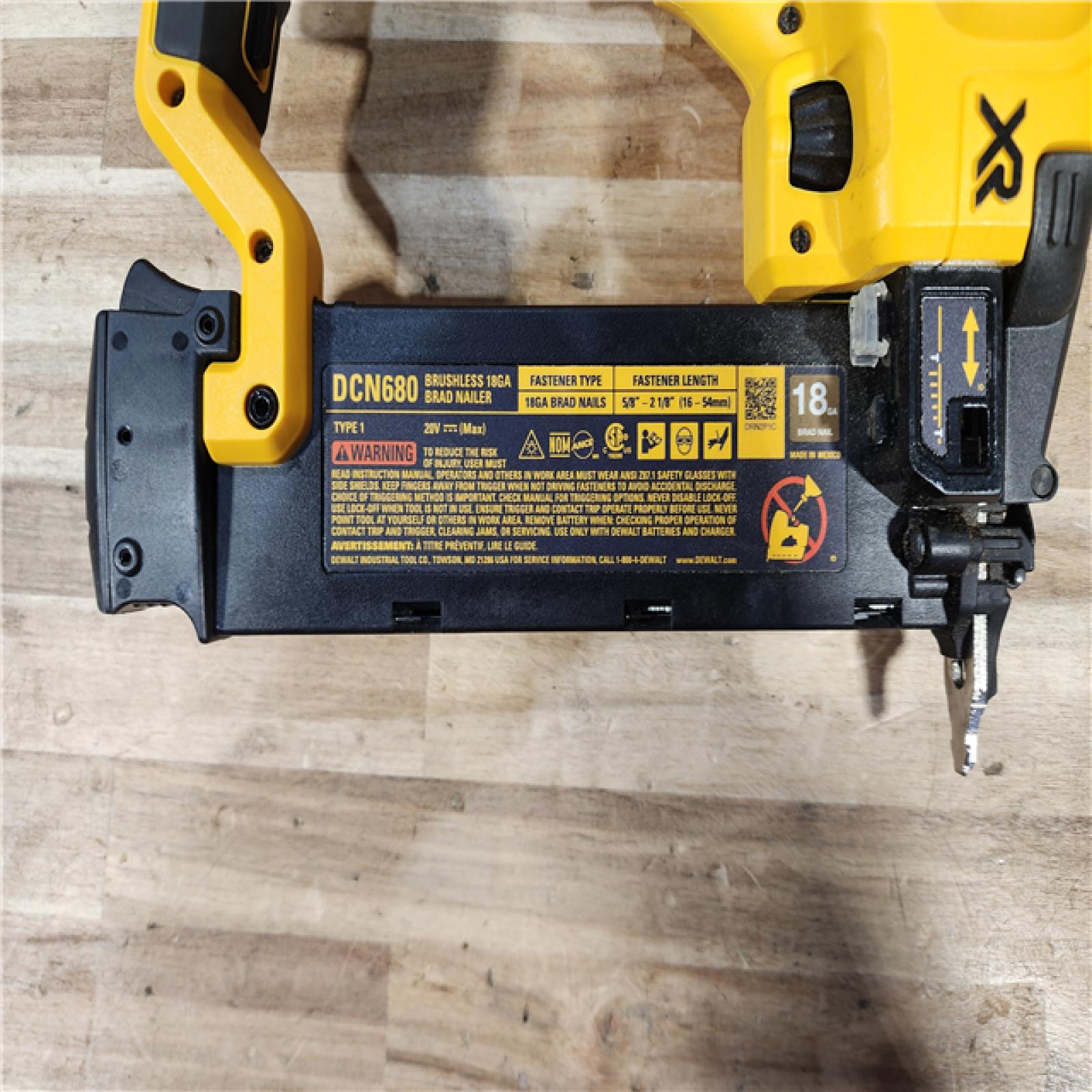 HOUSTON LOCATION - AS-IS DEWALT 20V MAX XR Lithium-Ion Electric Cordless 18-Gauge Brad Nailer (Tool Only)