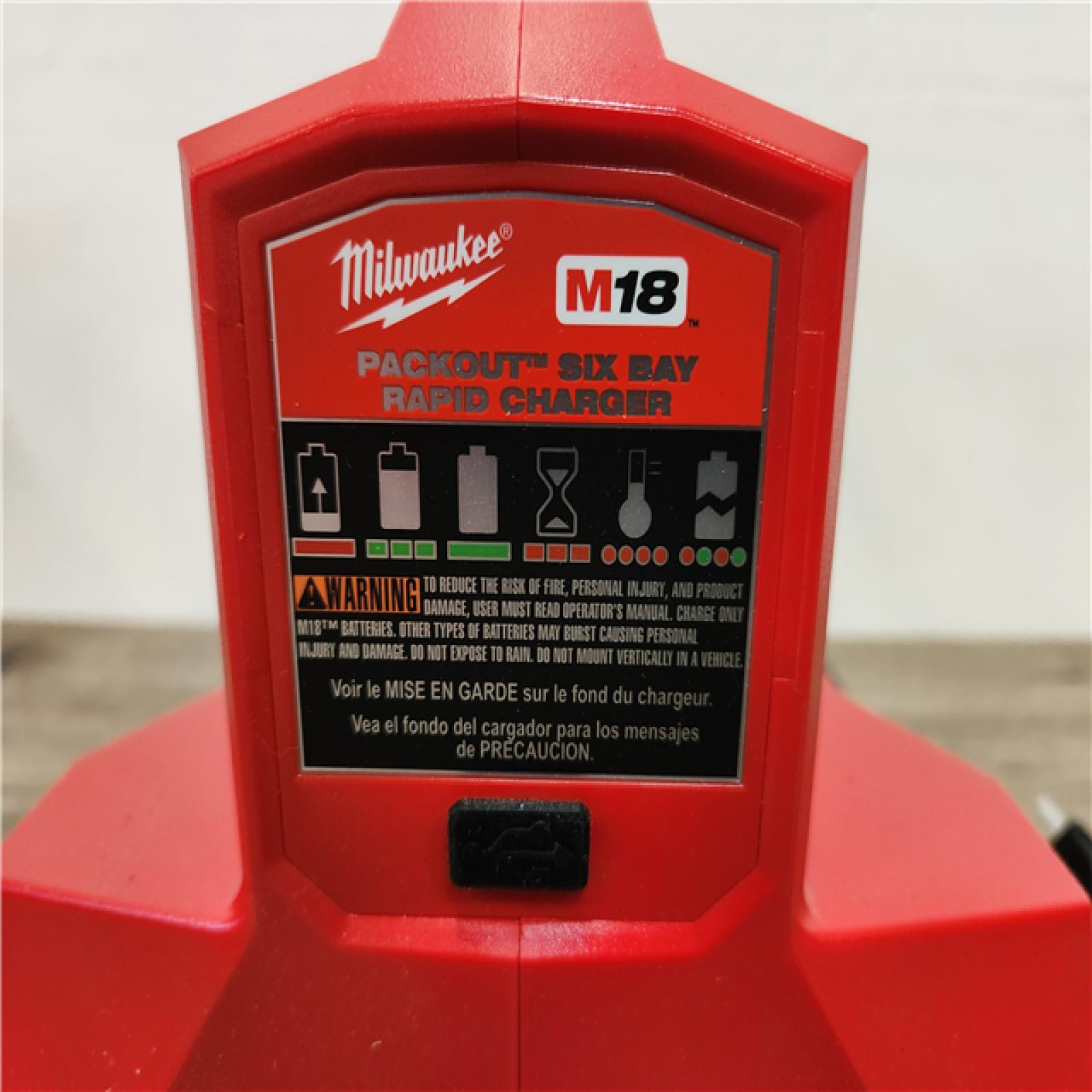 Phoenix Location NEW Milwaukee M18 18V Lithium-Ion PACKOUT 6-Port Rapid Charger