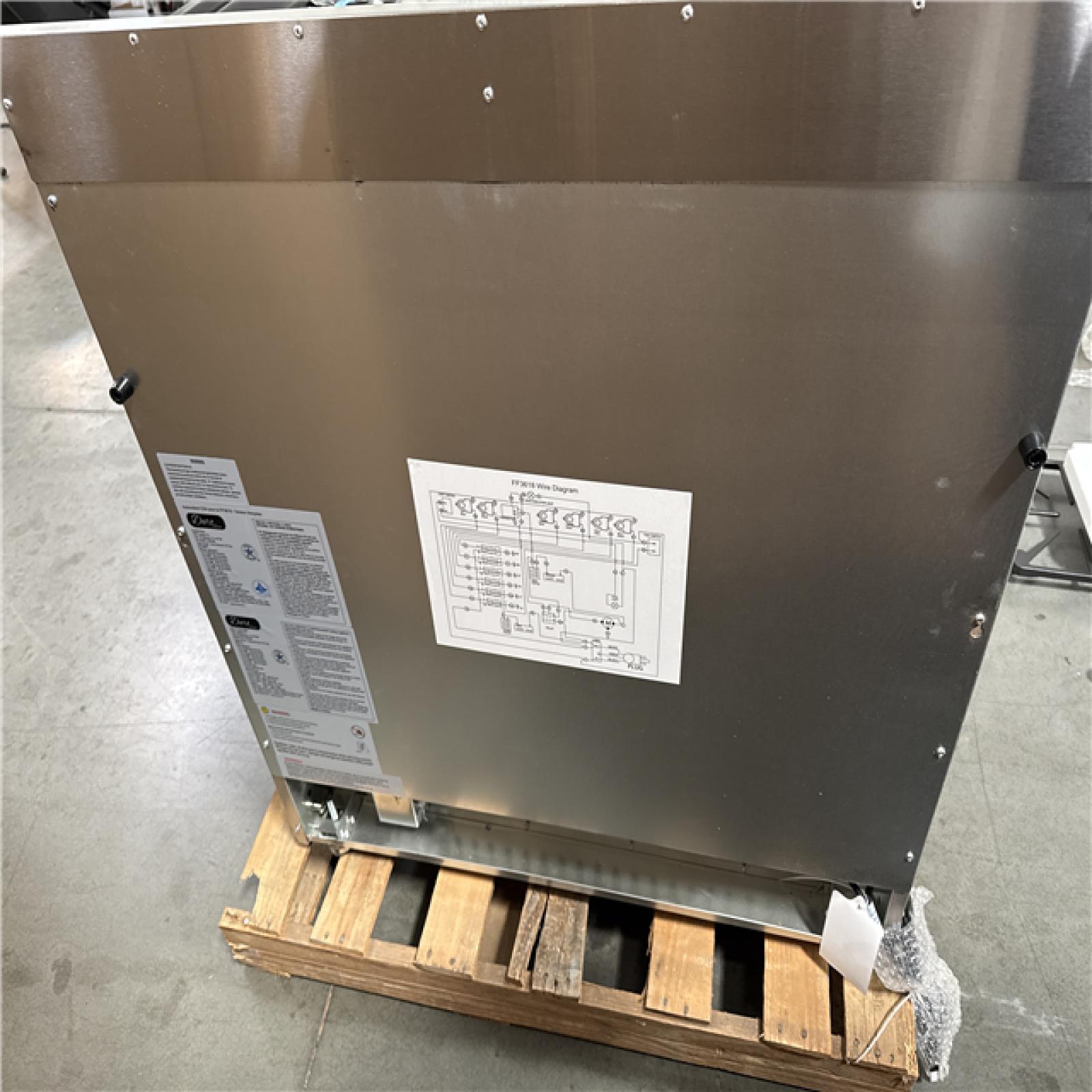 California AS-IS Duro 36 in 6-Burner Gas Range in Stainless Steel with Convection Oven Model FF3618; (Small dents on side)