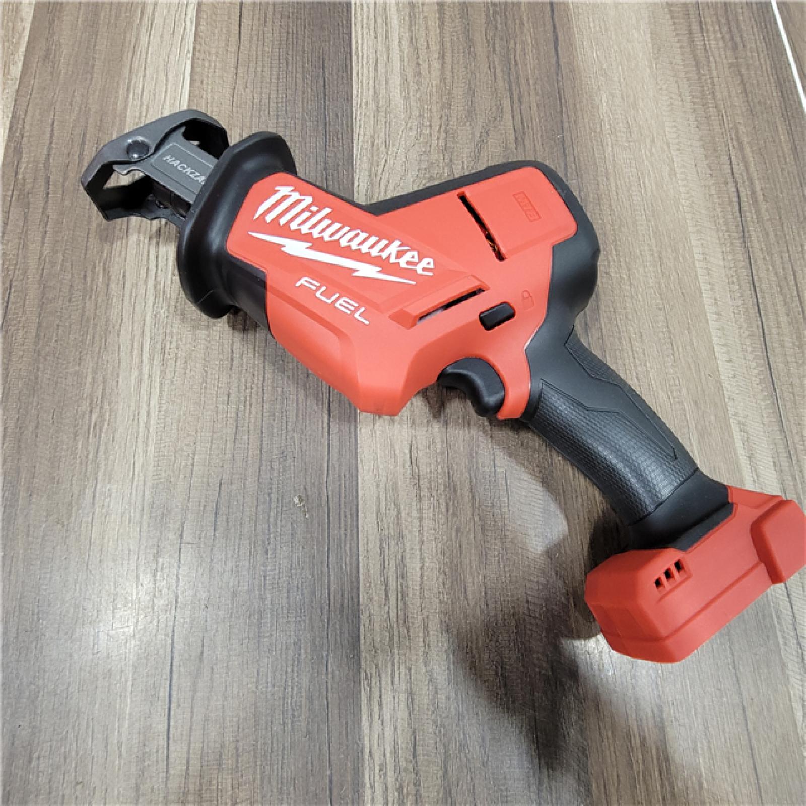 GOOD Milwaukee M18 FUEL 18V Lithium-Ion Brushless Cordless HACKZALL Reciprocating Saw (Tool-Only)