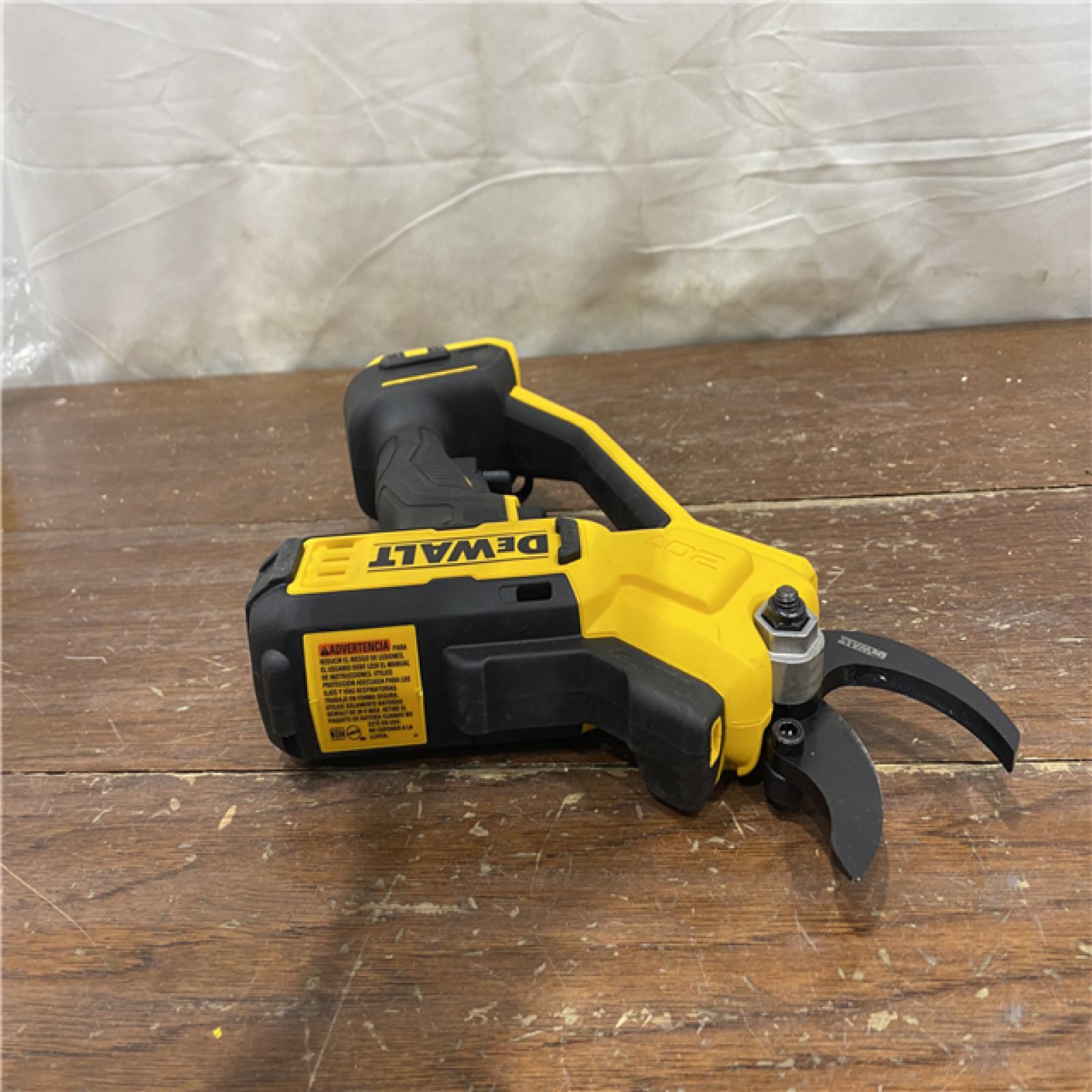 AS-IS DeWalt Cordless Pruner