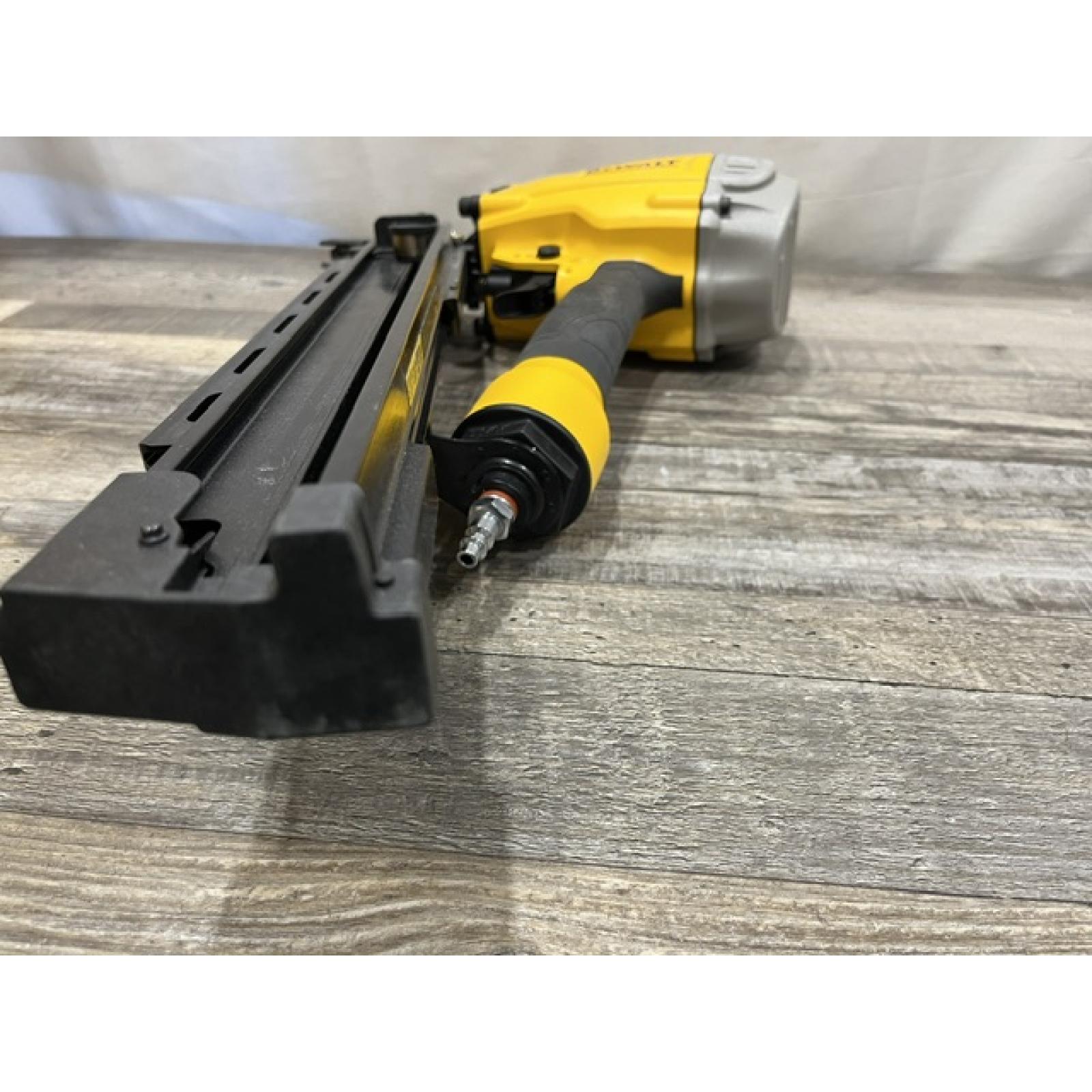 AS-IS DEWALT Pneumatic 21-Degree Collated Corded Framing Nailer