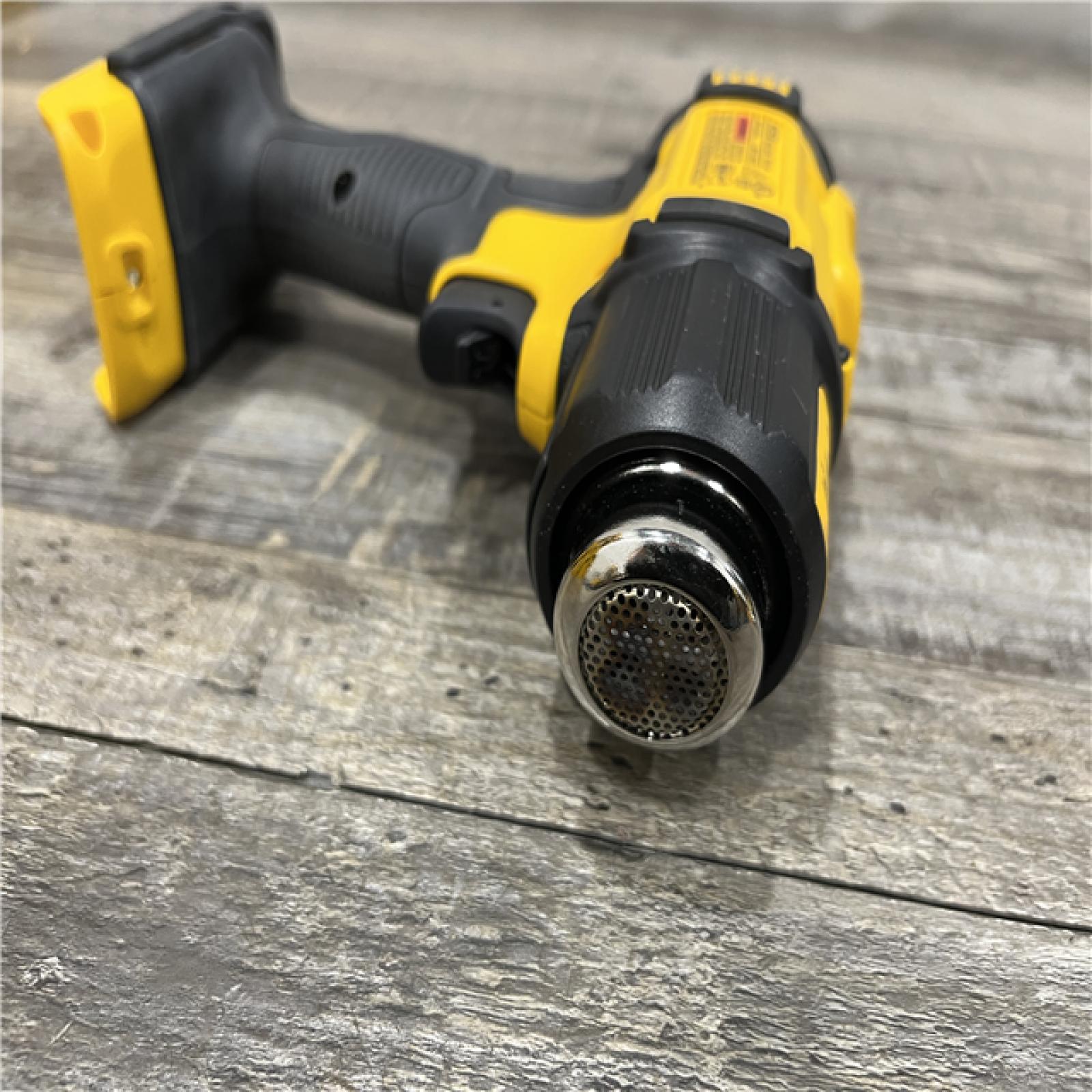 AS-IS DEWALT 20V MAX Cordless Compact Heat Gun Kit