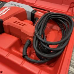 NEW - Milwaukee 1-9/16 in. SDS-Max Rotary Hammer
