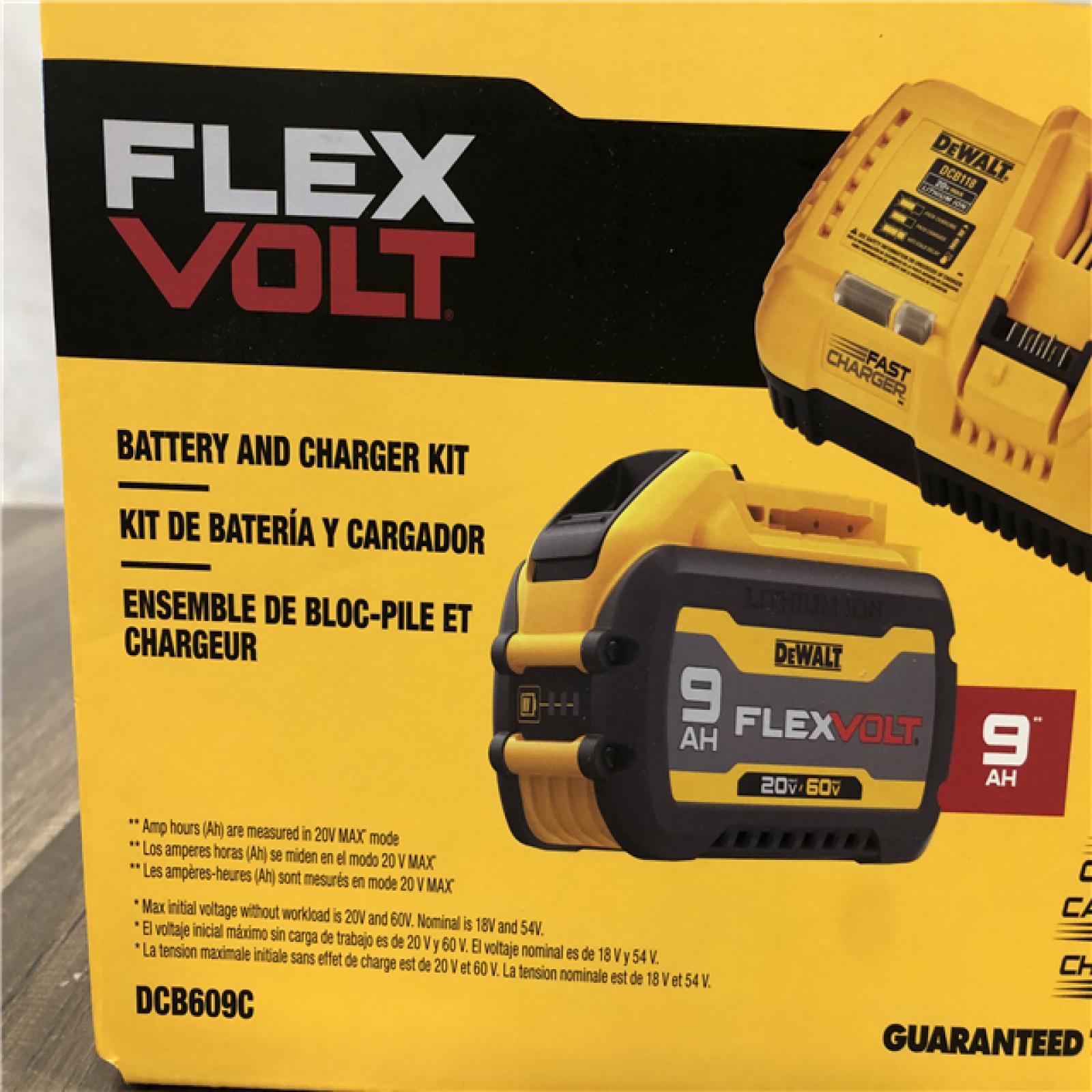 NEW- DEWALT 20V/60V MAX FLEXVOLT Lithium-Ion 9.0Ah Battery and Charger Starter Kit