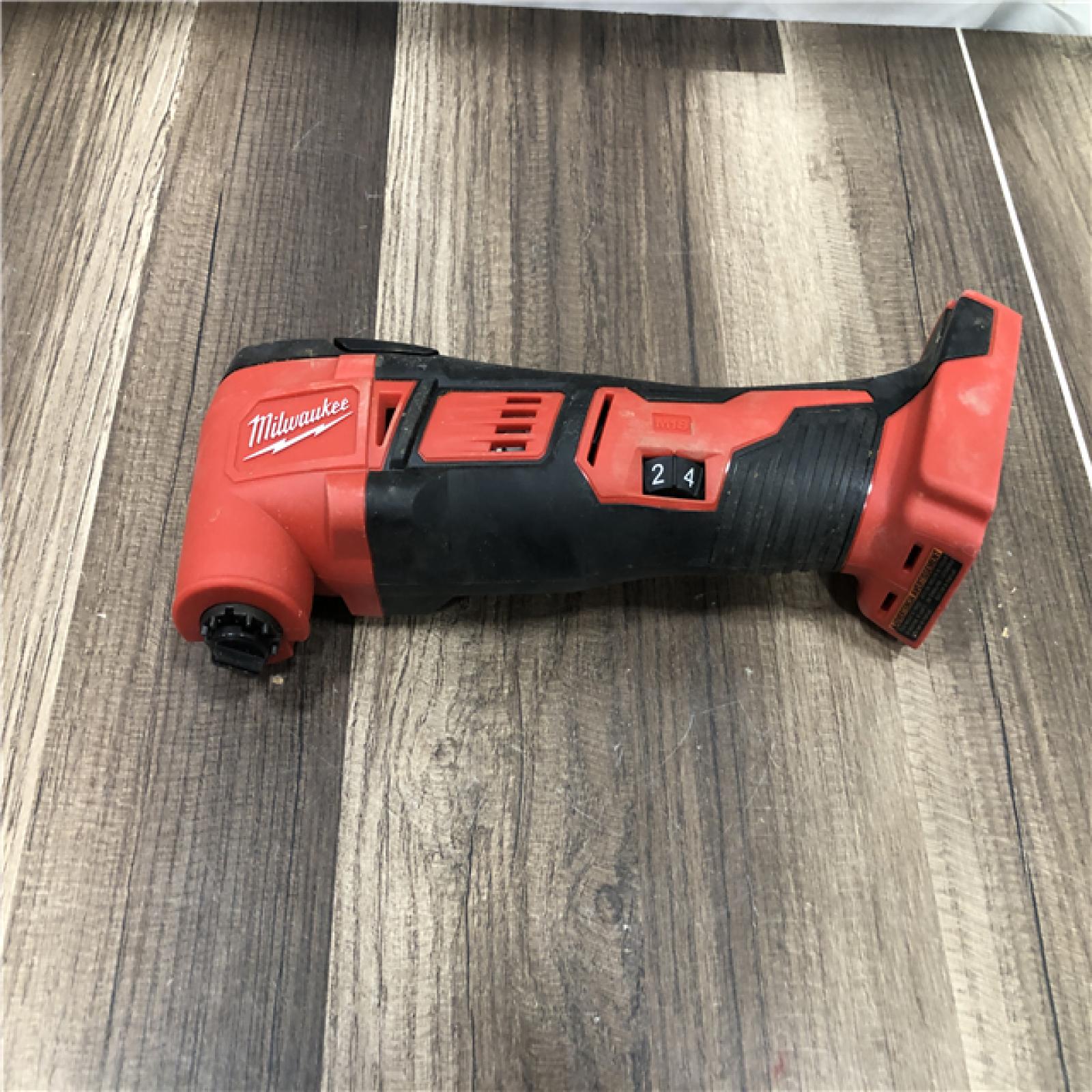 AS-IS Milwaukee M18 18V Lithium-Ion Cordless Oscillating Multi-Tool (Tool-Only)