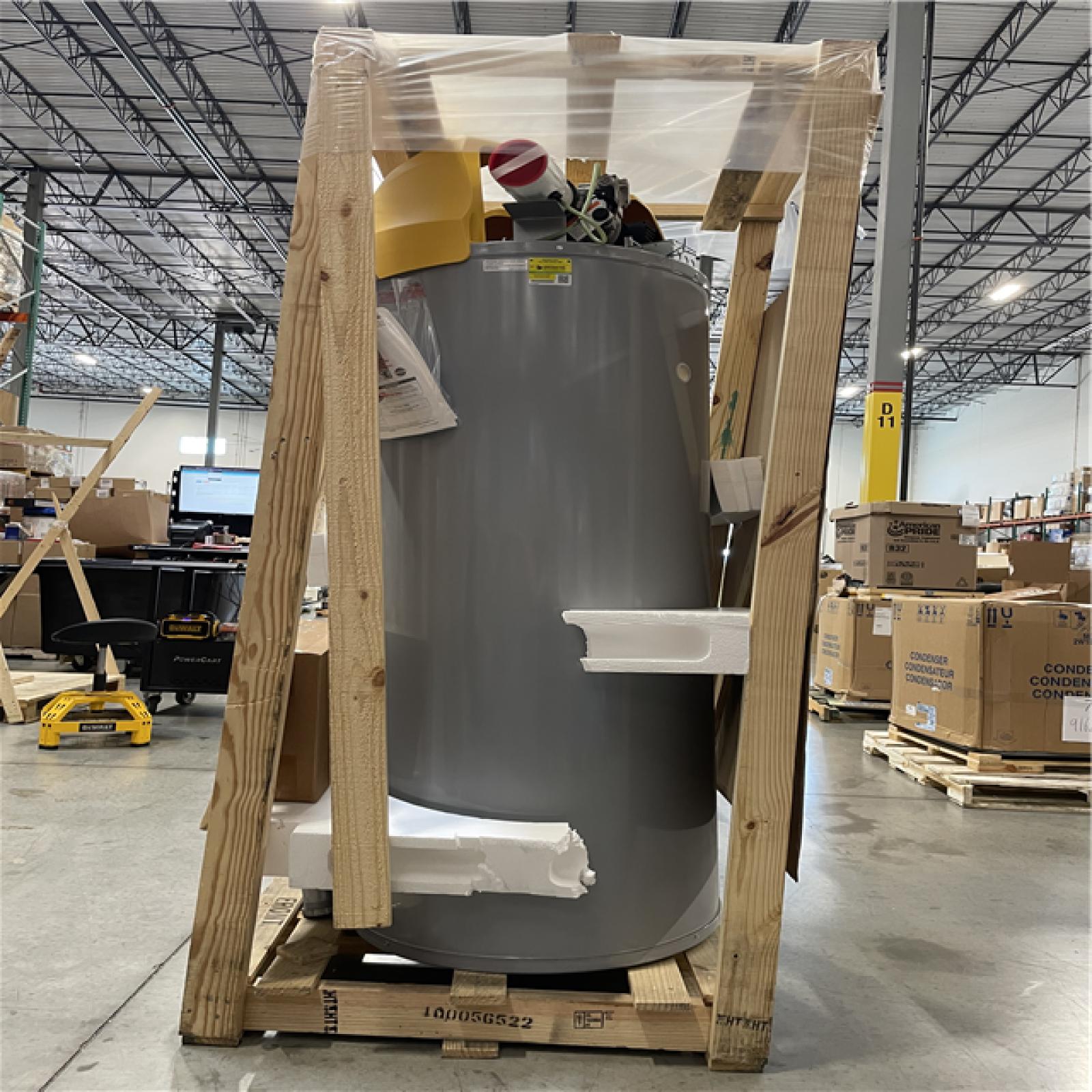 DALLAS LOCATION- A.O. Smith® Cyclone® Flex™ 100-Gallon 199k BTU Natural Gas Water Heater