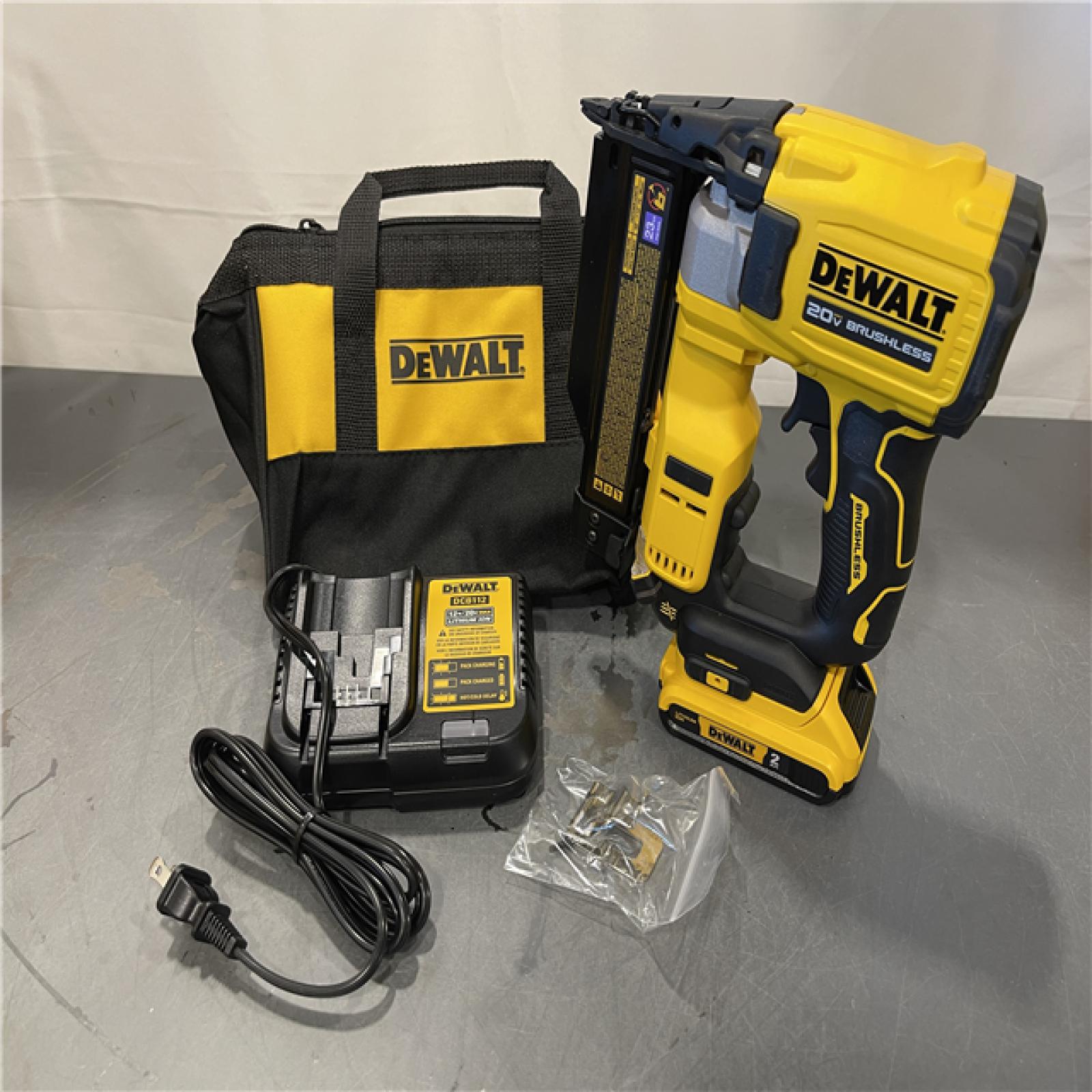 AS-IS - DeWalt ATOMIC 20V MAX Lithium Ion Cordless 23 Gauge Pin Nailer Kit