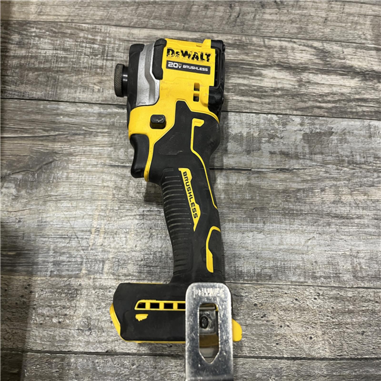 AS-IS DEWALT ATOMIC 20V MAX Lithium-Ion Cordless 1/4 in. Brushless Impact Driver Kit