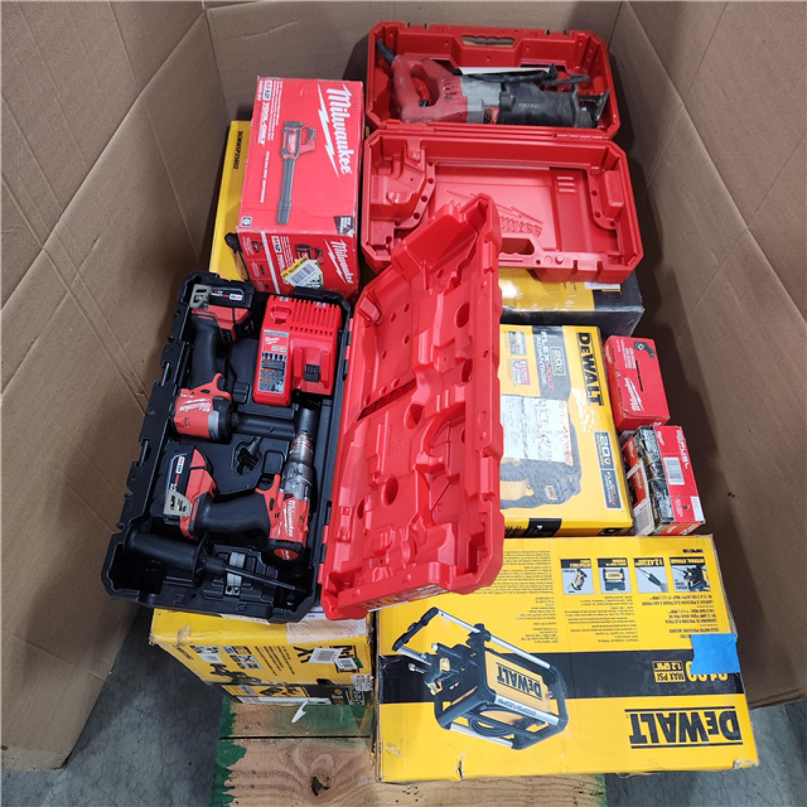 CALIFORNIA AS-IS TOOL PALLET