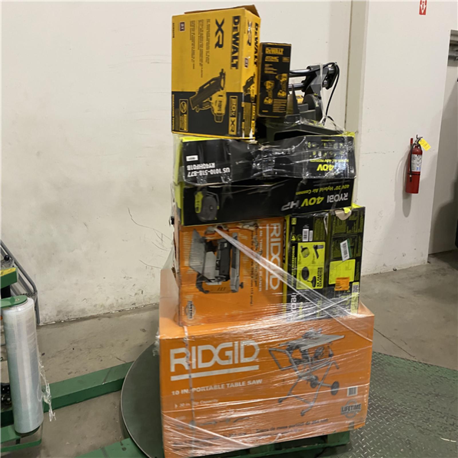 Dallas Location - As-Is Tool Pallet