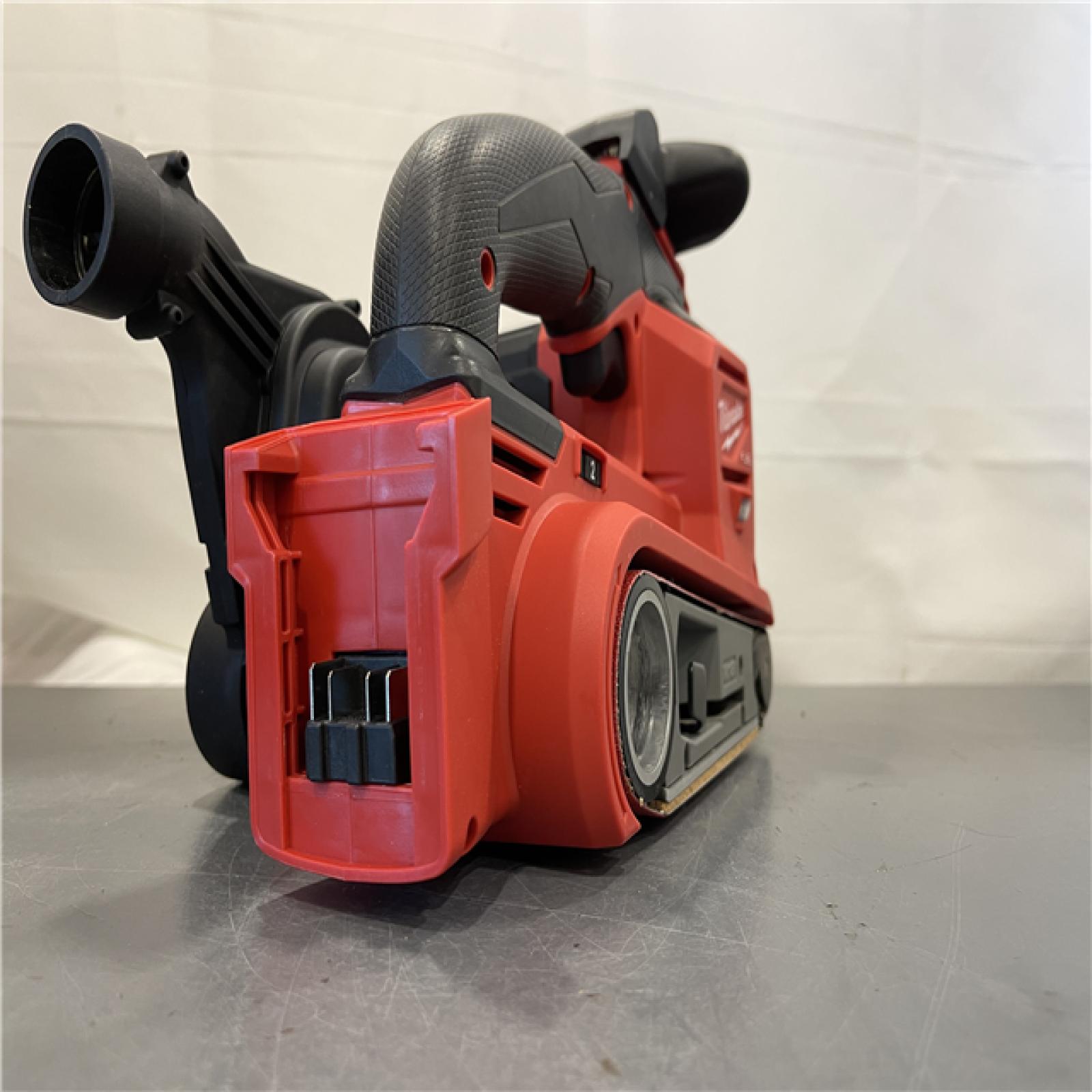 AS-IS - M18 FUEL 18-Volt Lithium-Ion Cordless Belt Sander (Tool-Only)