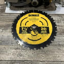 AS-IS DEWALT 20-Volt MAX 7-1/4 in. Cordless Circular Saw (Tool Only)