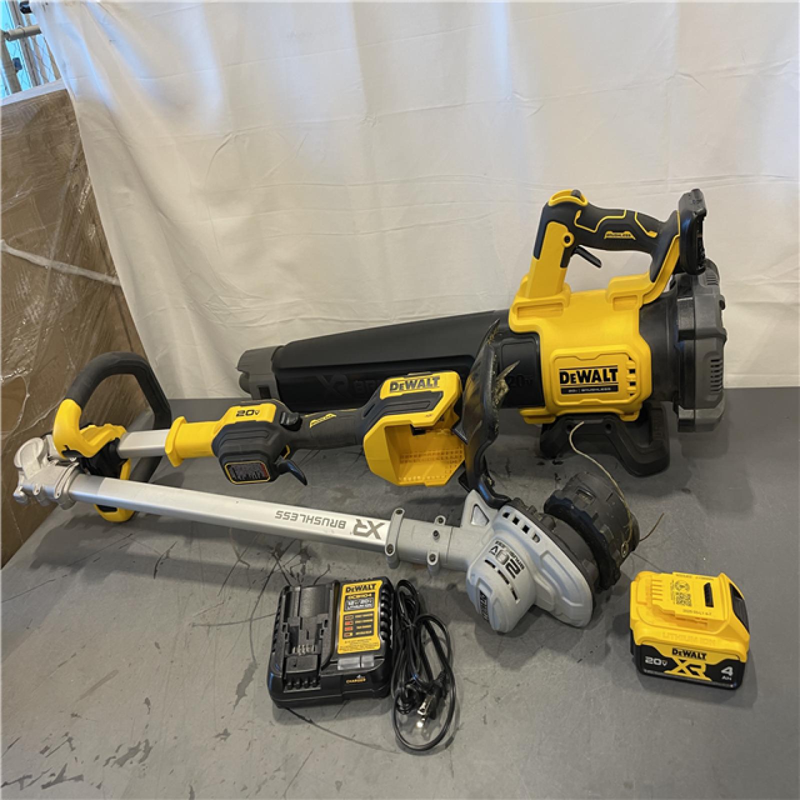 AS-IS - DEWALT 20V MAX Cordless Battery Powered String Trimmer & Blower Combo Kit