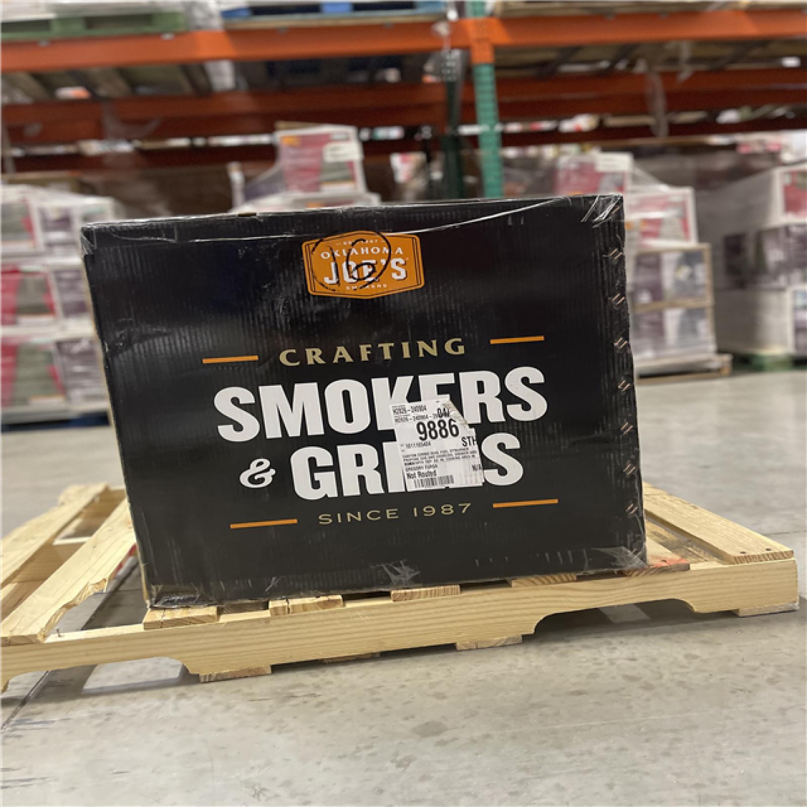 DALLAS LOCATION- NEW! Oklahoma Joe's Canyon 3-Burner Propane Gas and Charcoal Smoker and Grill