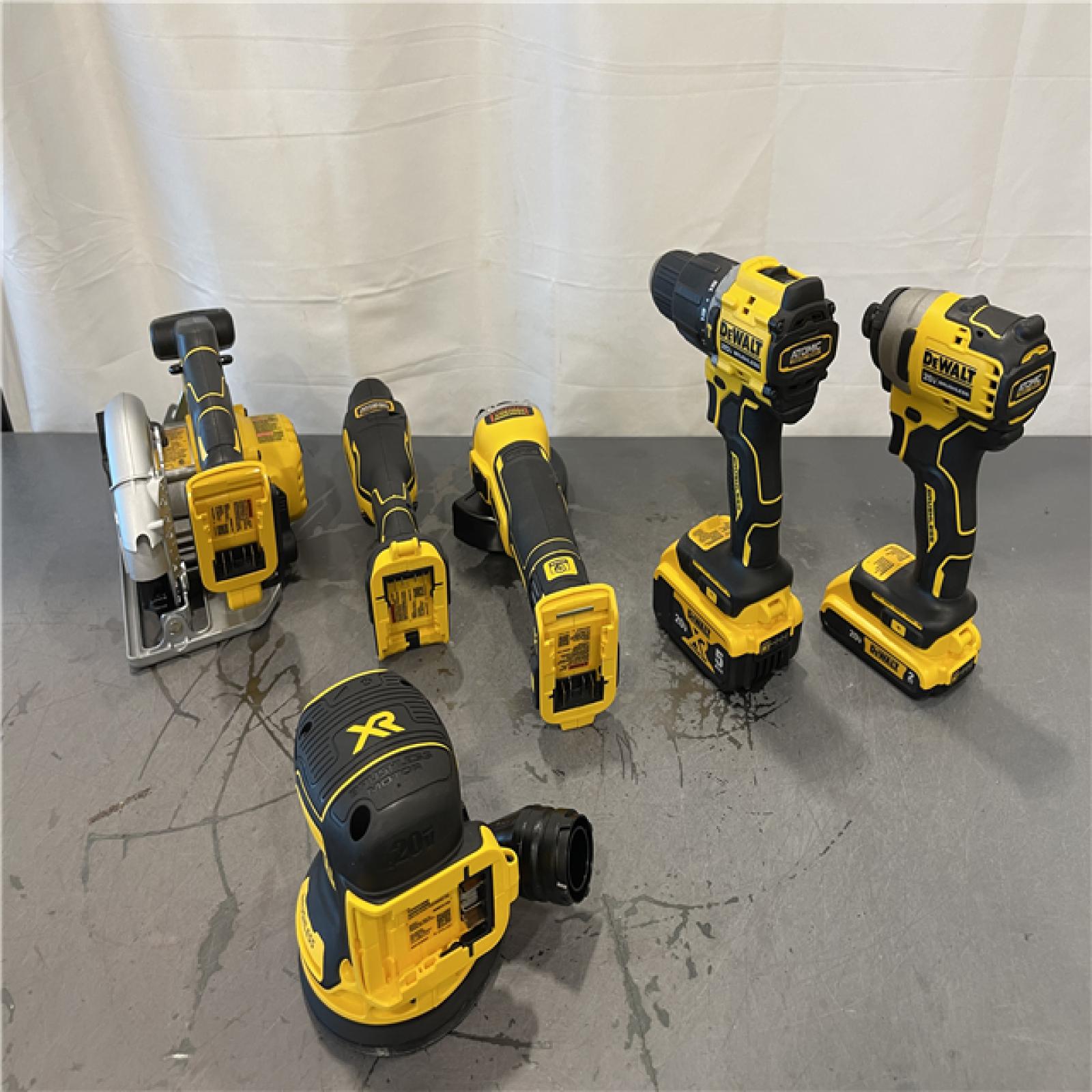 AS-IS - DEWALT 20-Volt MAX ToughSystem Lithium-Ion 6-Tool Cordless Combo Kit
