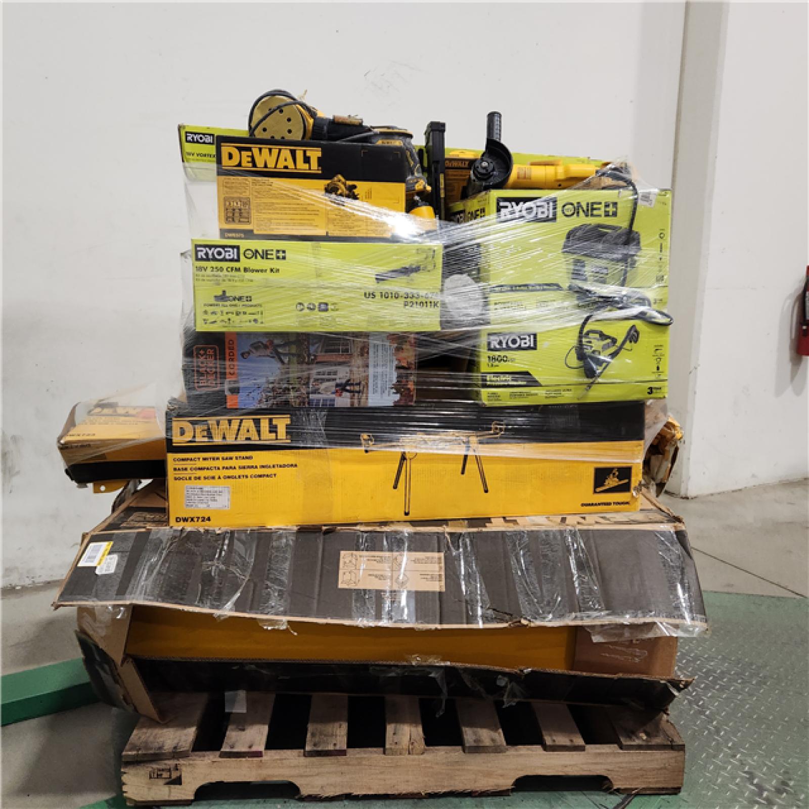 Dallas Location - As-Is Tool Pallet