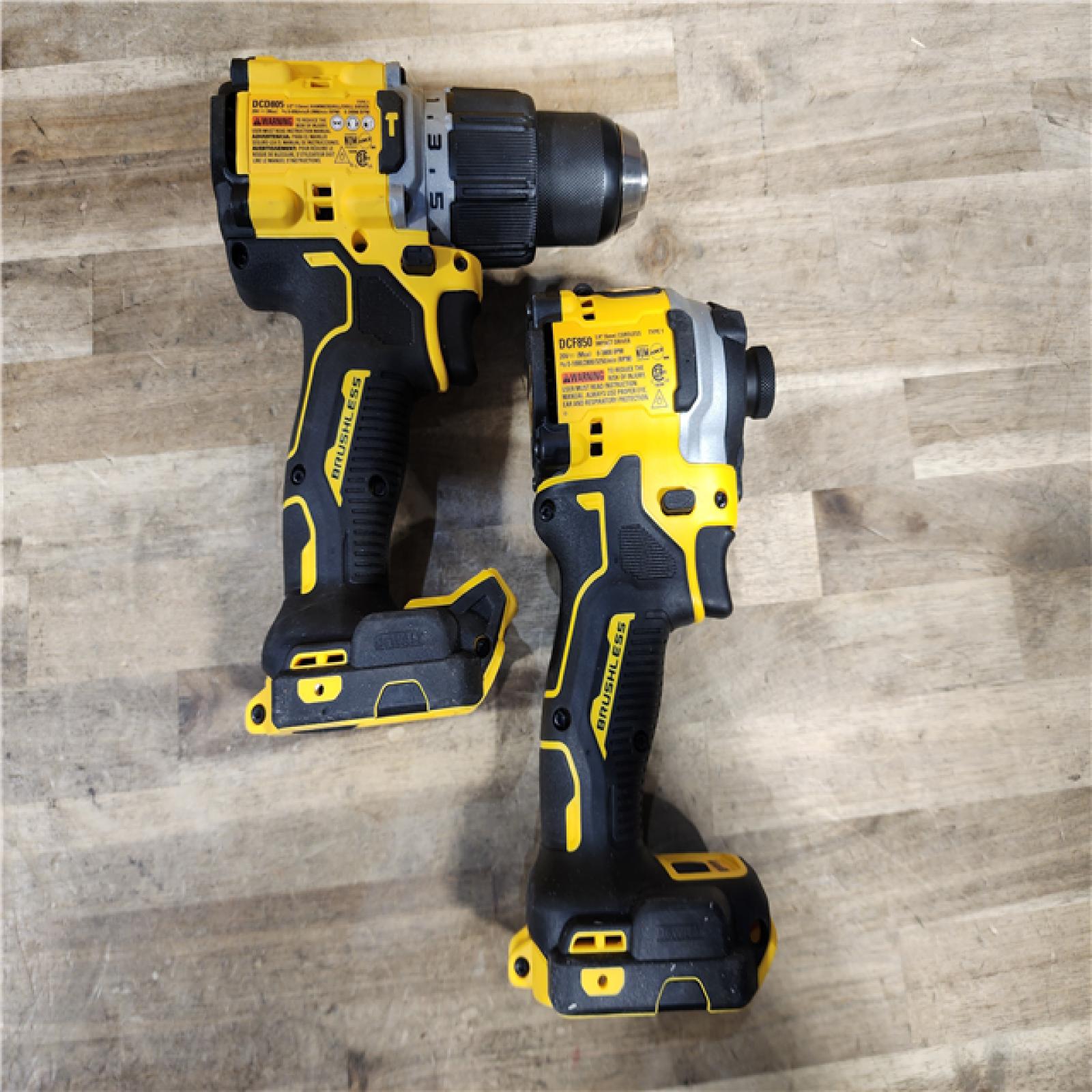 HOUSTON LOCATION - AS-IS DEWALT 20V MAX XR Hammer Drill and ATOMIC Impact Driver 2 Tool Cordless Combo Kit with (2) 4.0Ah Batteries, Charger, and Bag