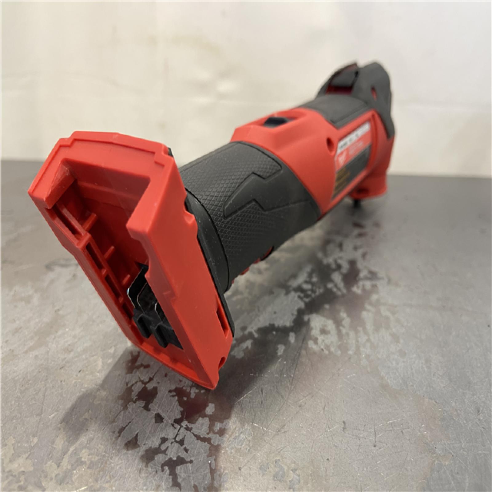 AS-IS - Milwaukee M18 FUEL 18V Lithium-Ion Cordless Brushless Oscillating Multi-Tool