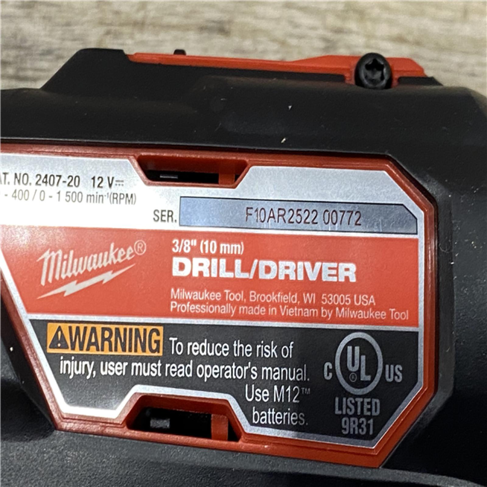 AS-IS Milwaukee 12V Lithium-Ion Cordless Drill Driver/Impact Driver Combo Kit