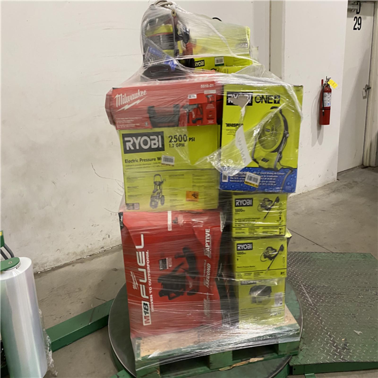 Dallas Location - As-Is Tool Pallet