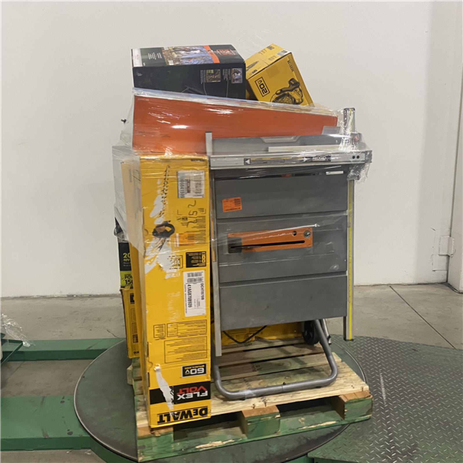 Dallas Location - As-Is Tool Pallet
