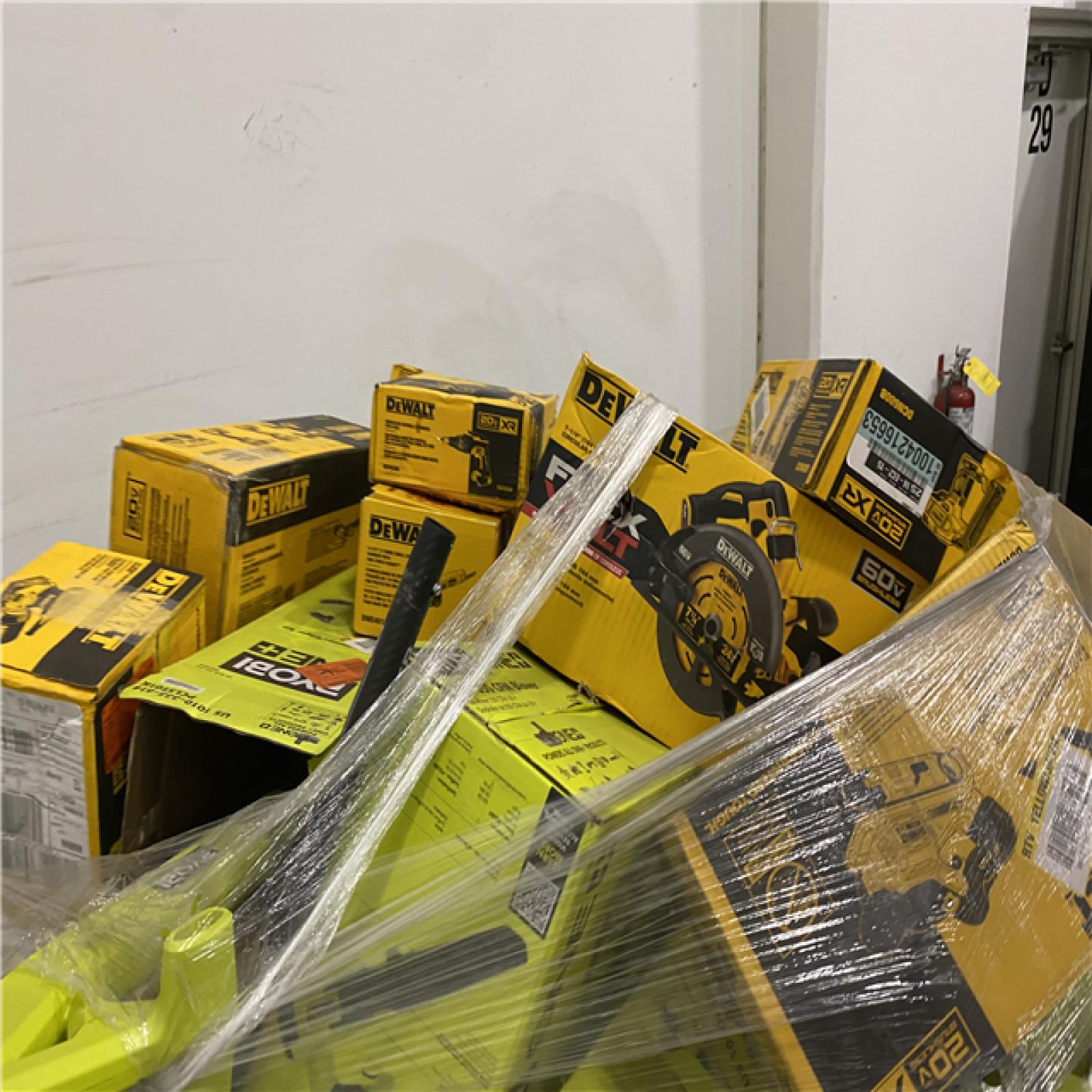 DALLAS LOCATION - AS-IS TOOL PALLET