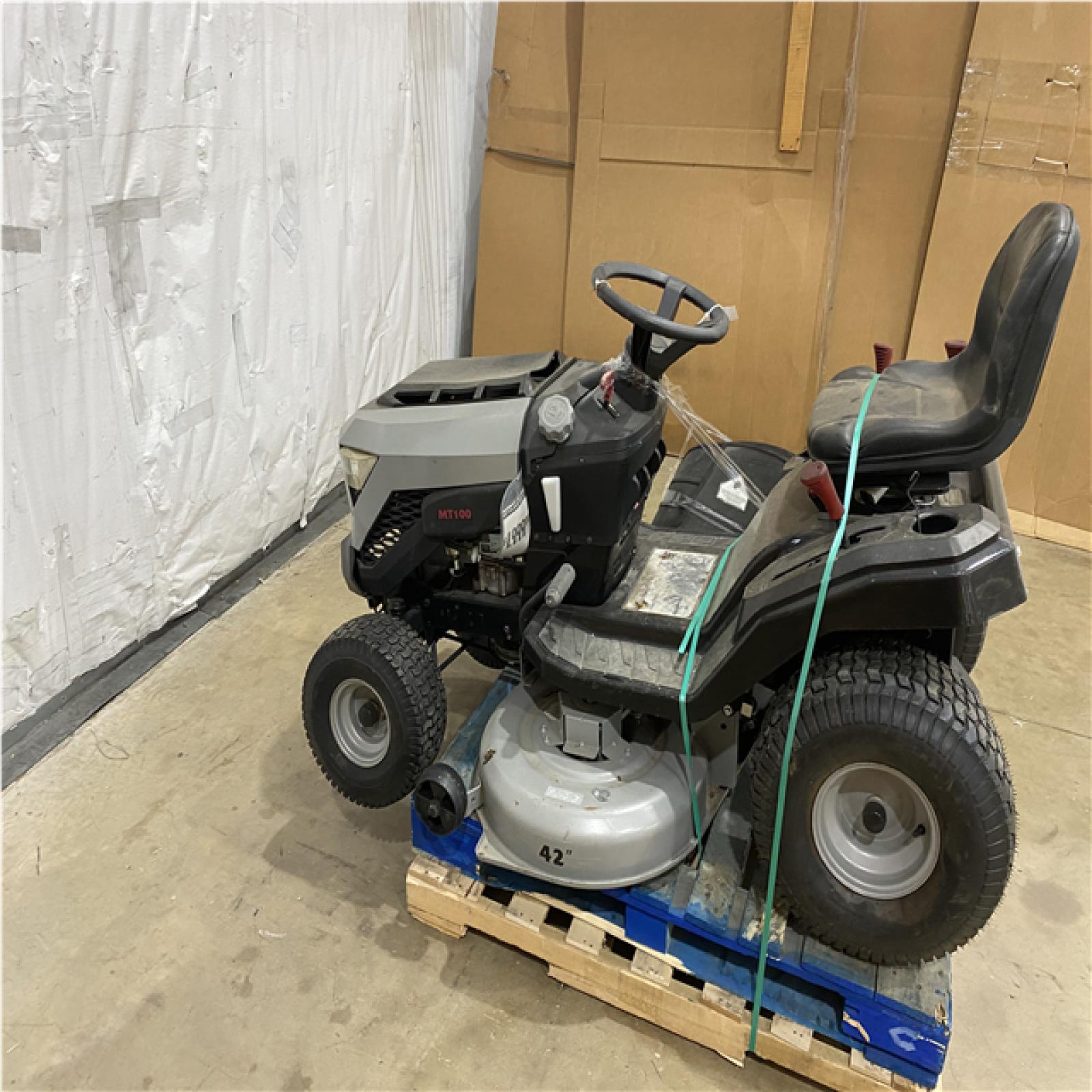Houston Location - AS-IS Outdoor Power Equipment MURRAY MT100 42 INCH SIT DOWN MOWER