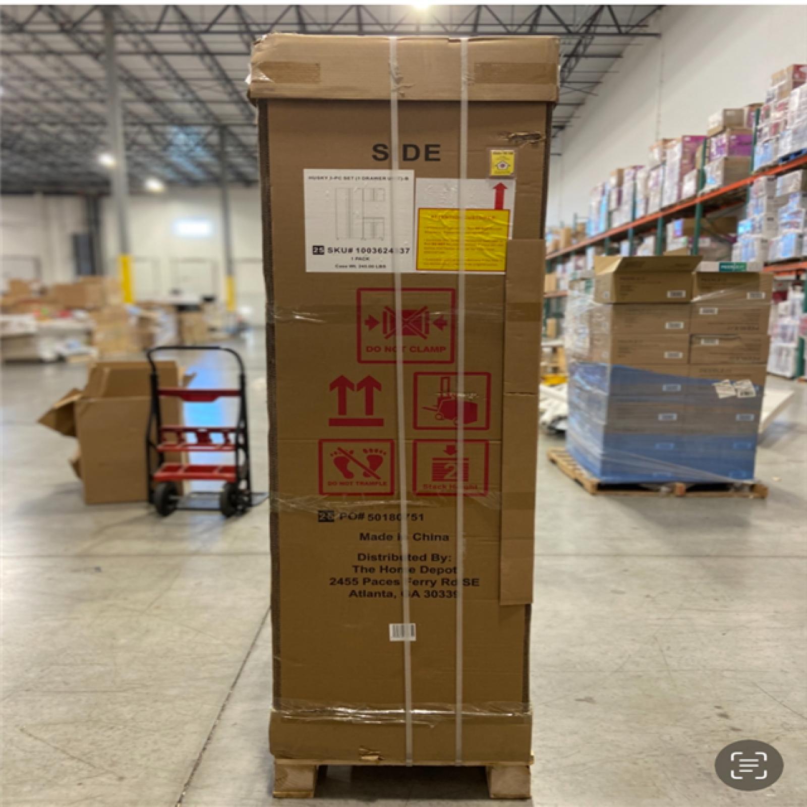 DALLAS LOCATION -Husky 3-Piece Regular Duty Welded Steel Garage Storage System in Black