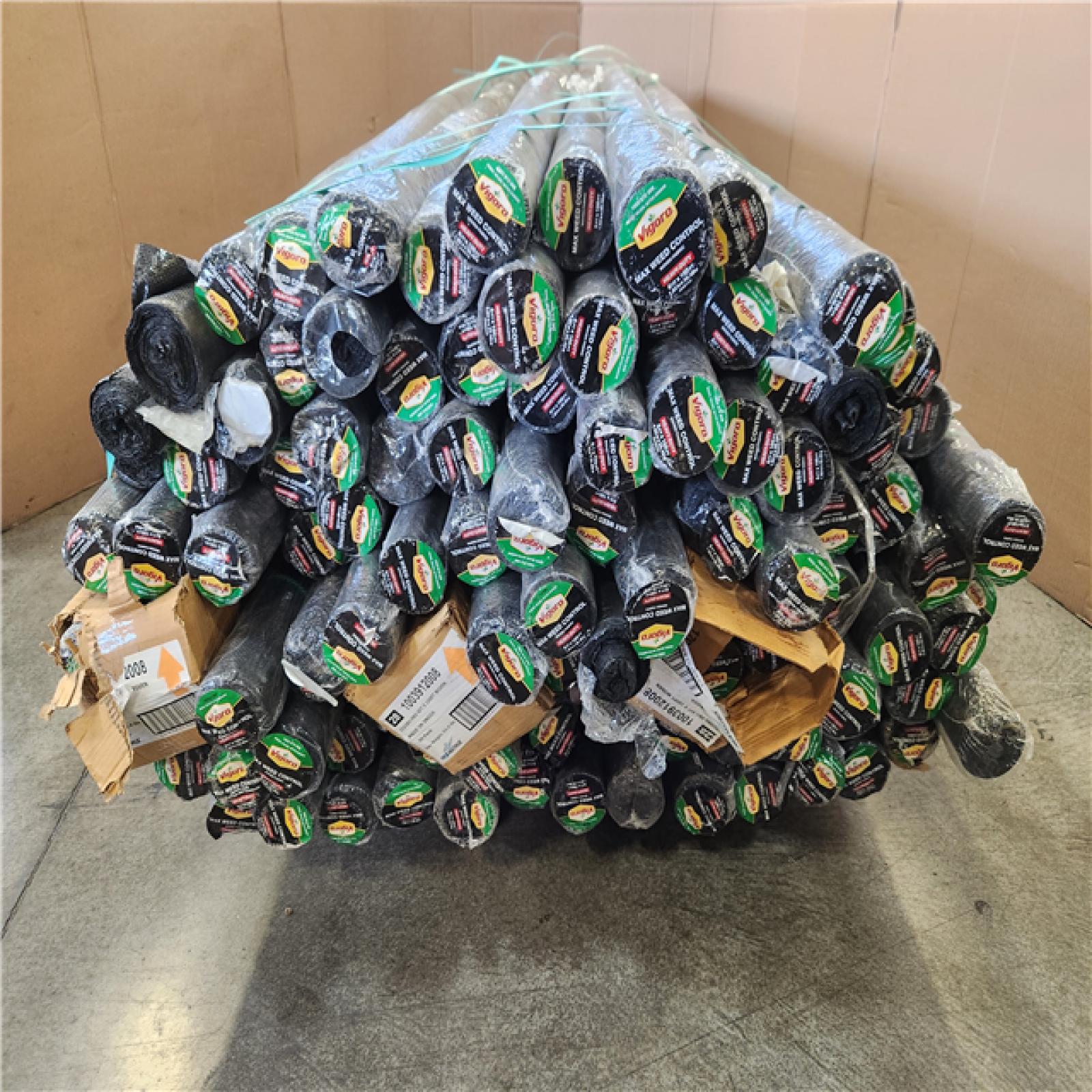 Phoenix LIKE NEW Vigoro 6 ft. x 100 ft. Matrix Grid Landscape Fabric Pallet of 104 Rolls