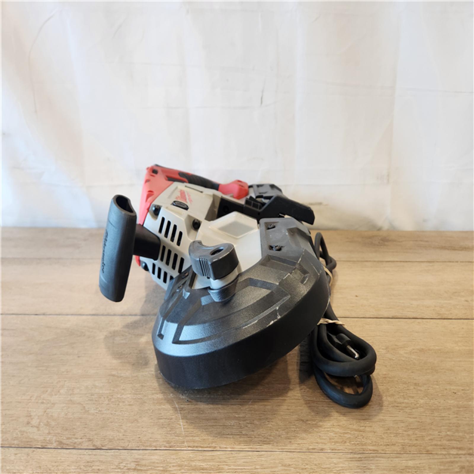 AS-IS- Milwaukee 120V 11.0A Corded Variable Speed Band Saw