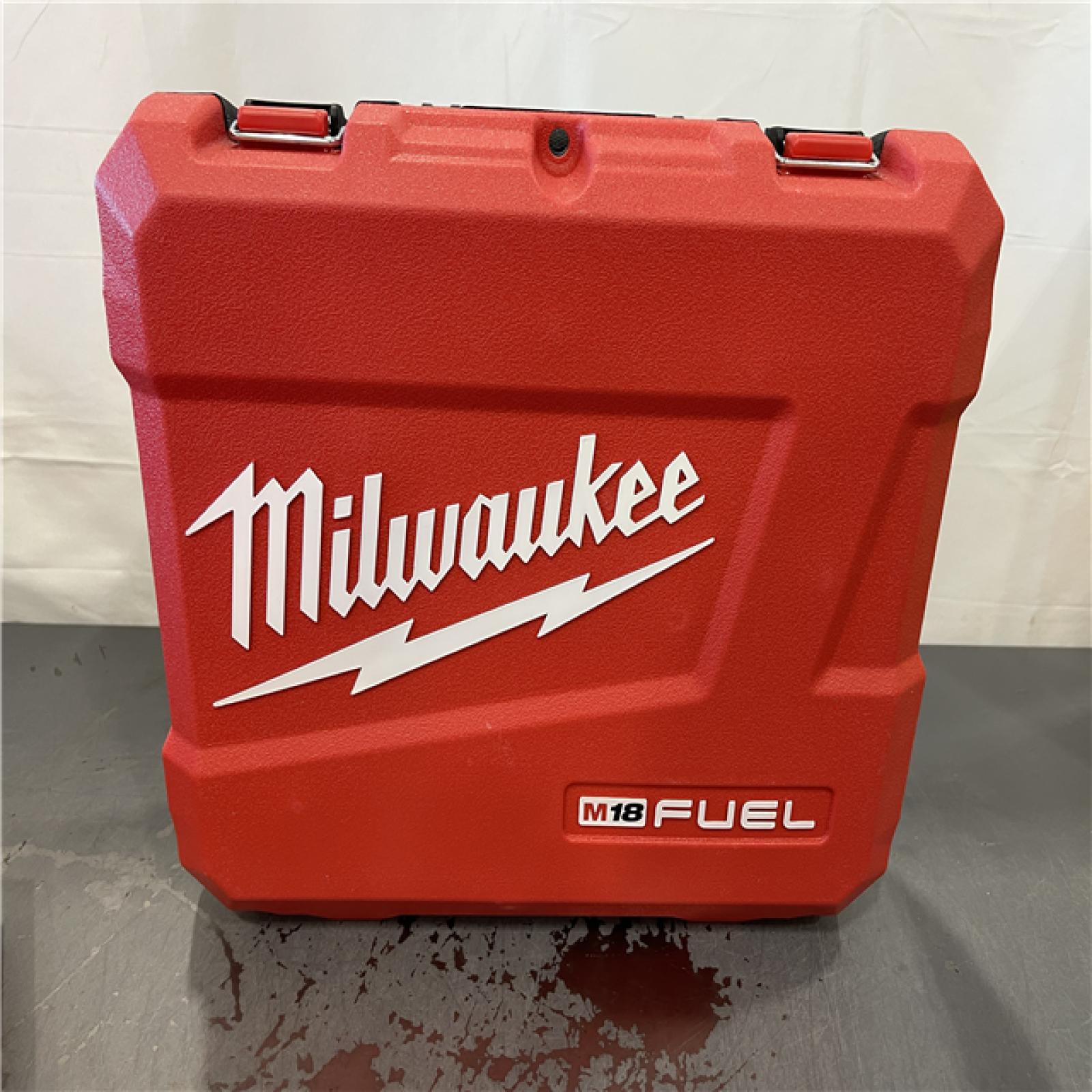 AS-IS - Milwaukee M18 FUEL 18V Lithium-Ion Brushless Cordless 1/2 in. Hammer Drill Driver Kit
