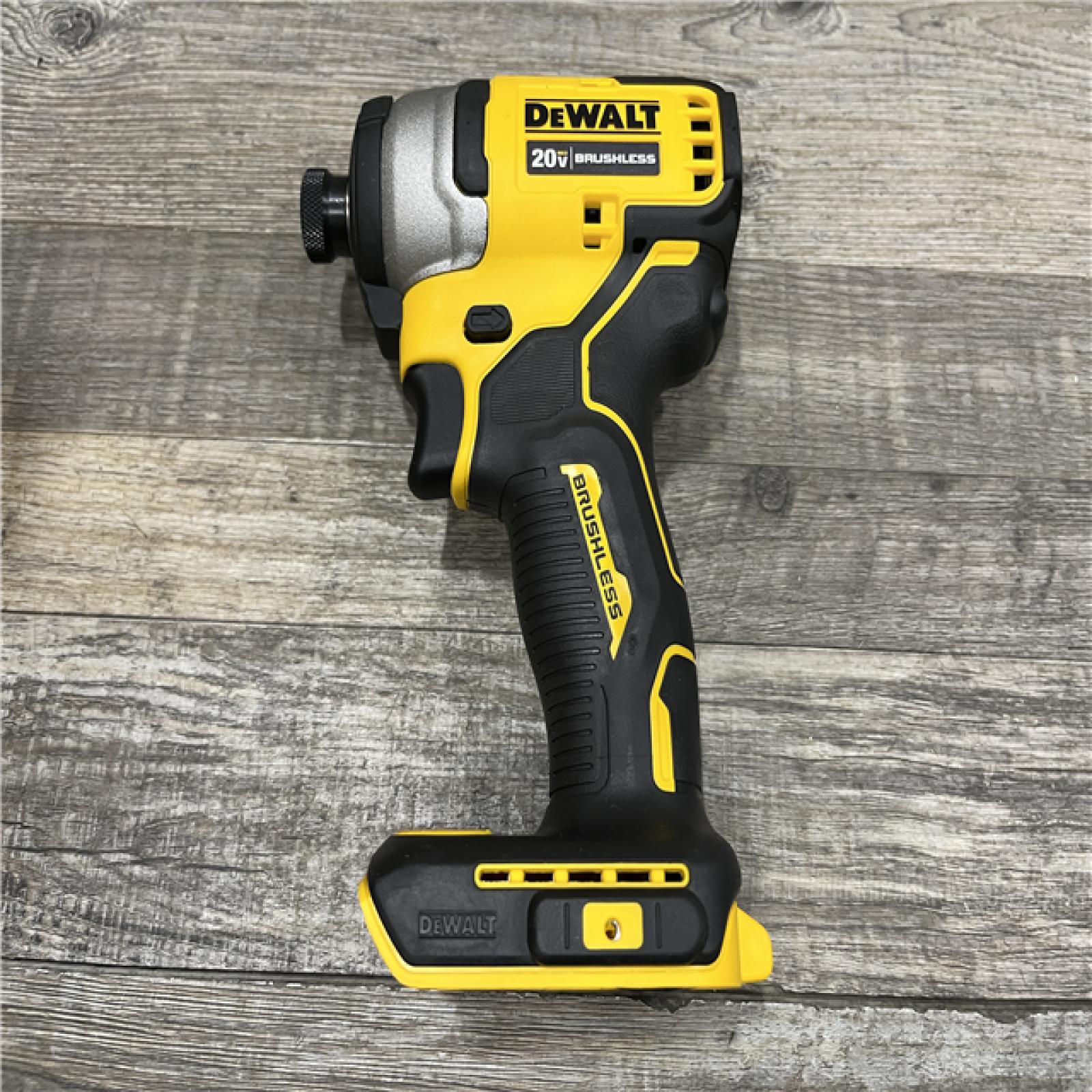 AS-IS DEWALT Atomic 20V Max Lithium-Ion Brushless Cordless Compact 1/4 in. Impact Driver Kit