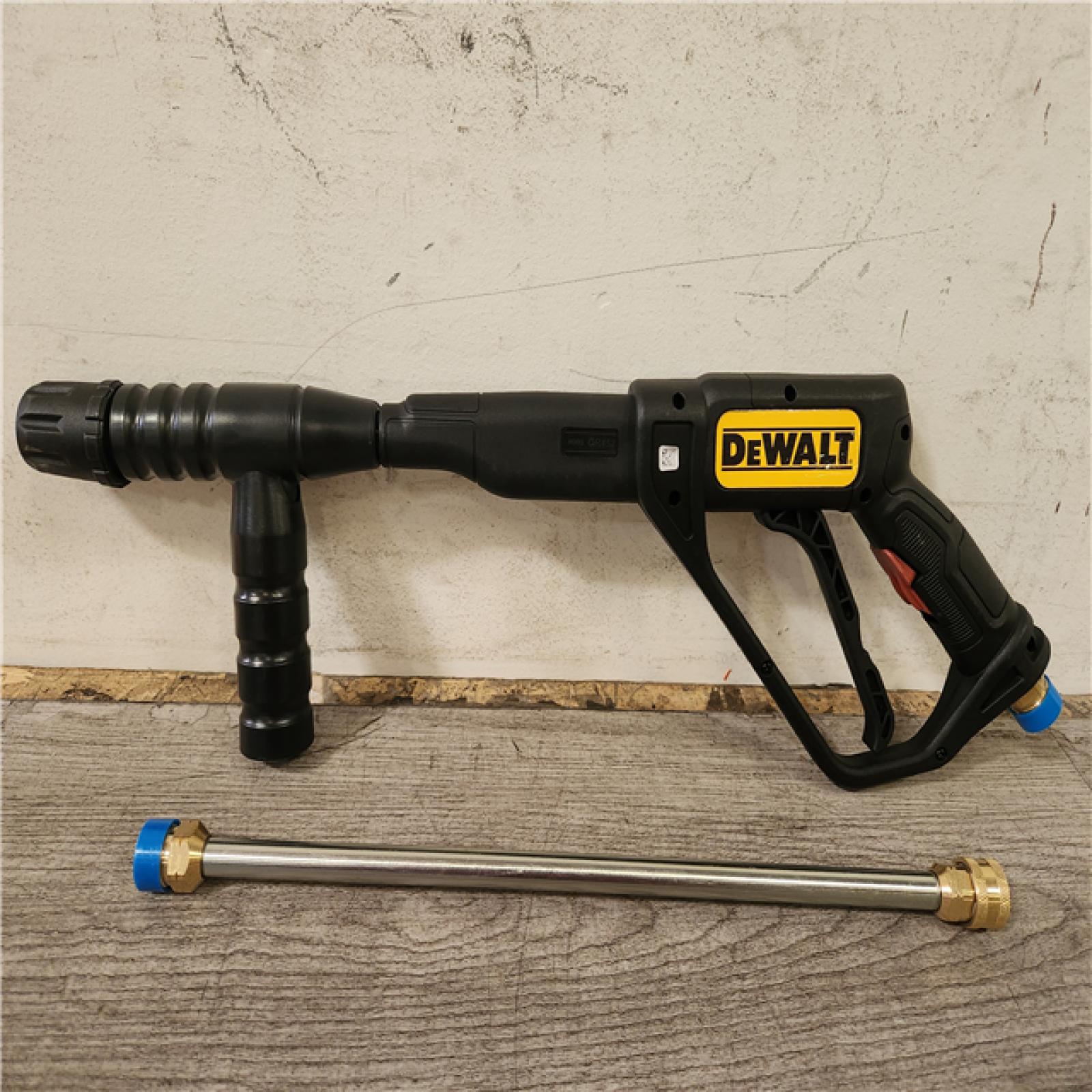 Phoenix NEW DEWALT 3100 PSI 2.3 GPM Cold Water Gas Pressure Washer with 163cc Engine