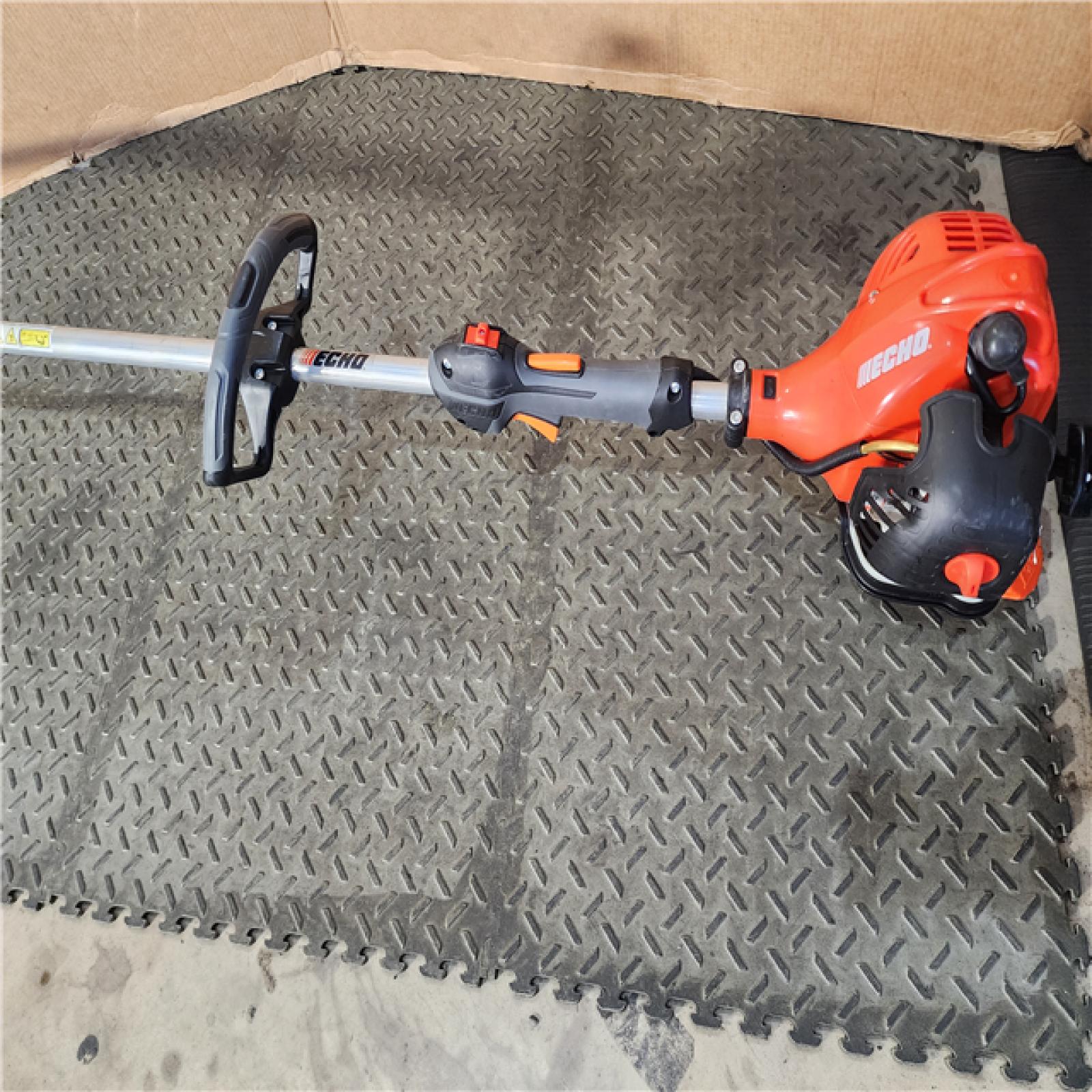 HOUSTON LOCATION - AS-IS Echo SRM-225 21.2cc 2 Stroke Fuel Efficient Durable Gas Straight Shaft Trimmer