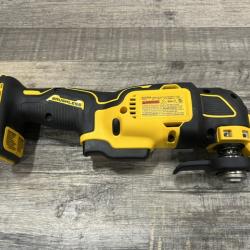 AS-IS DEWALT ATOMIC 20V MAX Lithium-Ion Cordless Brushless Oscillating Tool Kit