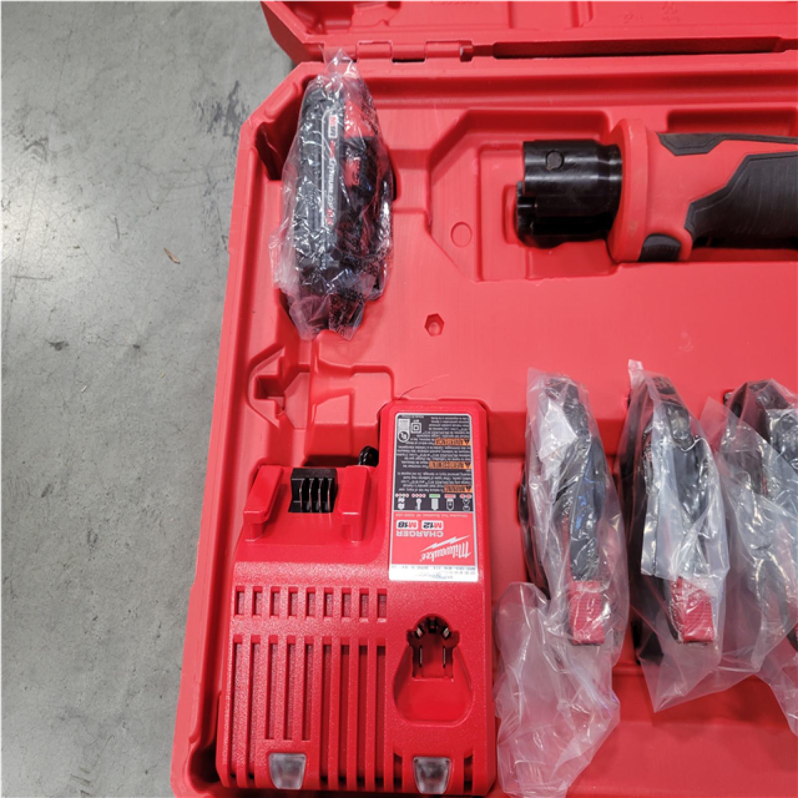 CALIFORNIA LIKE NEW MIWAUKEE M18 SHORT THROW PRESS TOOL LIT WITH PEX CRIMP JAWS