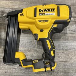 AS-IS DEWALT 20V MAX XR Lithium-Ion Cordless 18-Gauge Narrow Crown Stapler Kit