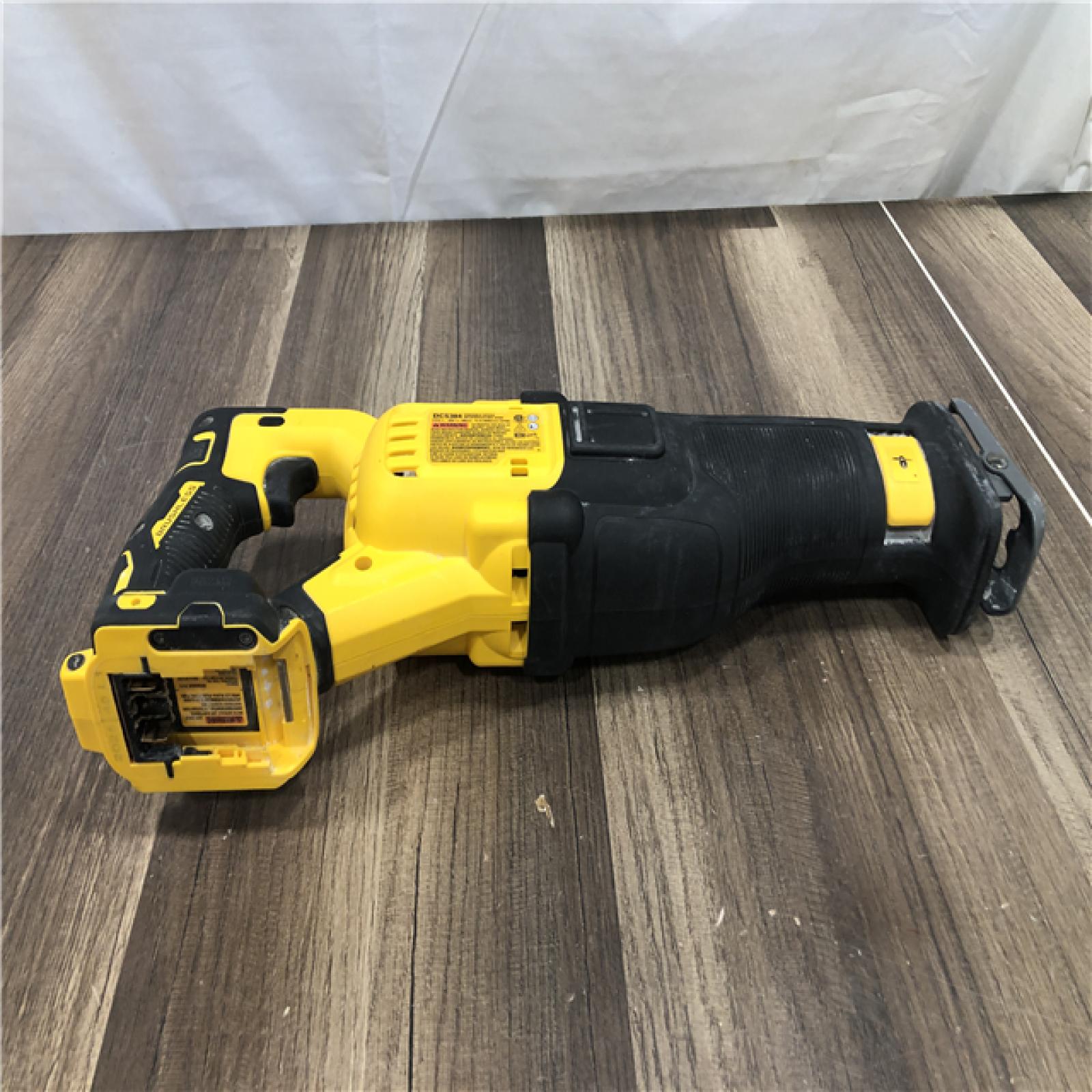 AS-IS DEWALT 20-Volt XR Cordless Reciprocating Saw (Tool Only)