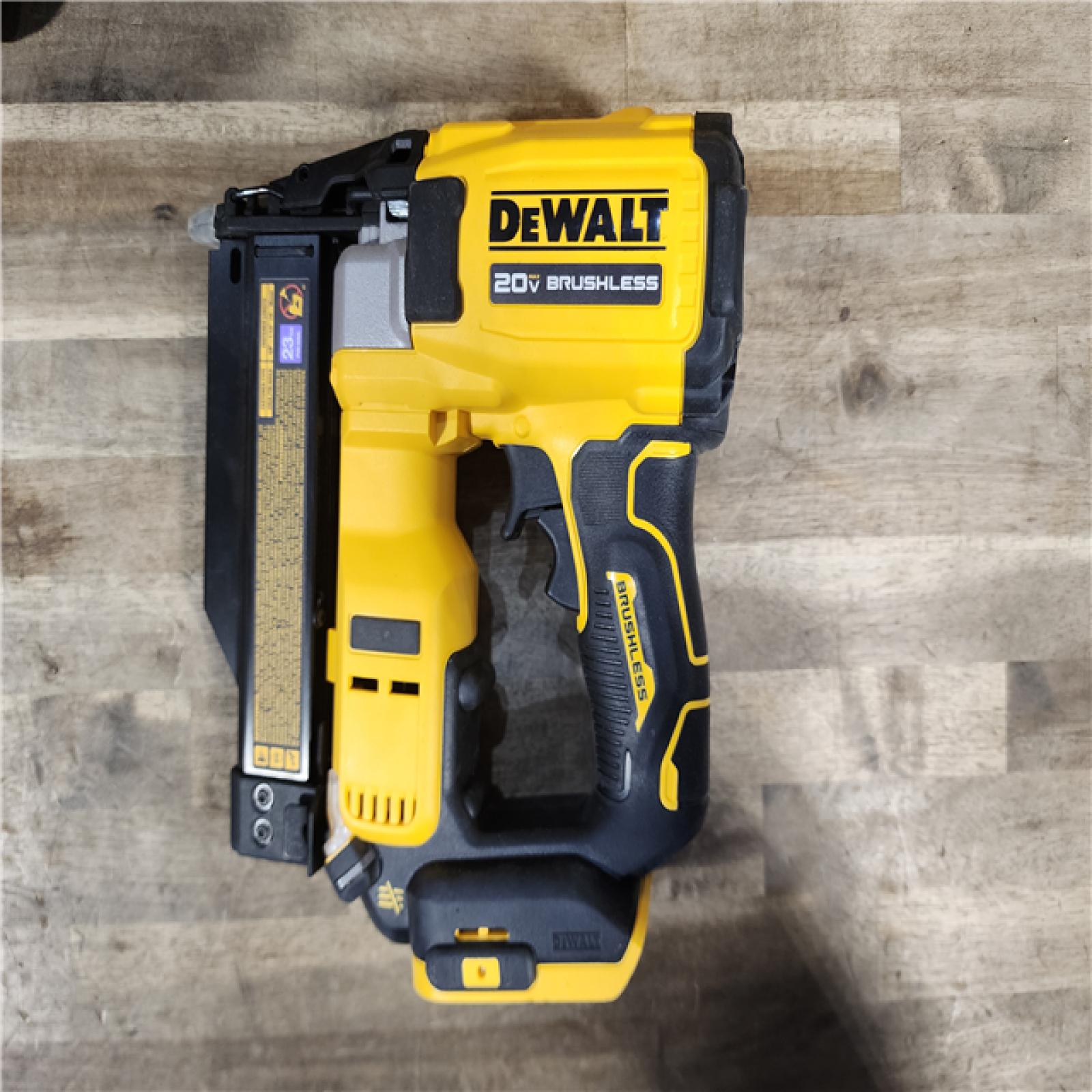 HOUSTON LOCATION - AS-IS DEWALT ATOMIC 20V MAX Lithium Ion Cordless 23 Gauge Pin Nailer Kit with 2.0Ah Battery and Charger