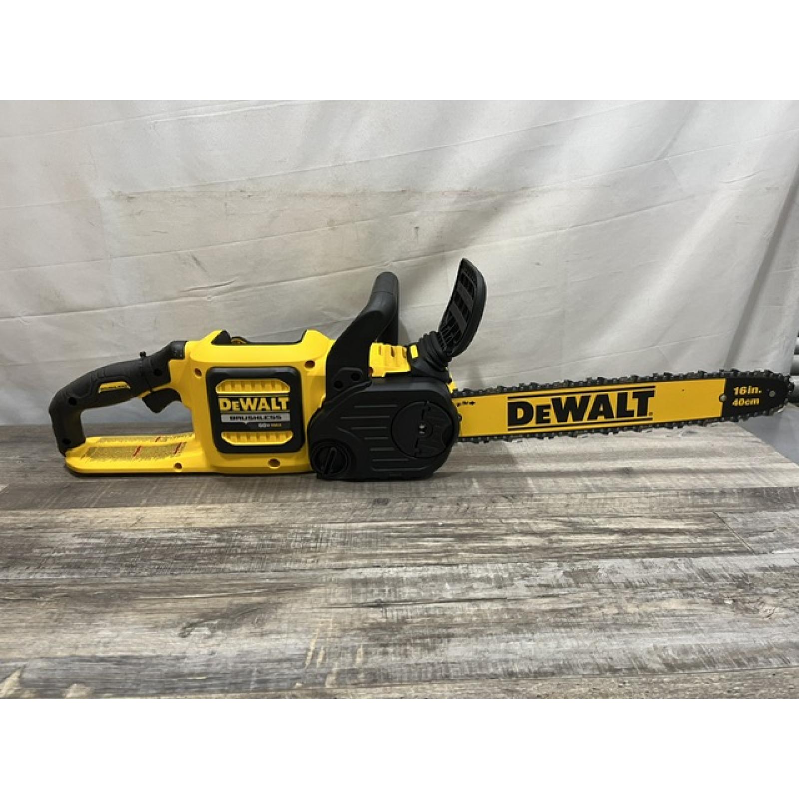AS-IS DEWALT FLEXVOLT 60V MAX 16in. Brushless Cordless Battery Powered Chainsaw Kit
