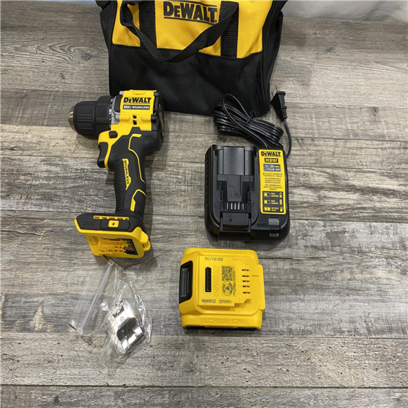 AS-IS DEWALT Atomic 20V Lithium-Ion Cordless Compact 1/2 in. Drill/Driver Kit