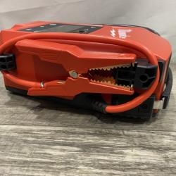 AS-IS Milwaukee 18V Lithium-Ion Cordless 2000 Peak Amp HOTSHOT Jump Starter (Tool-Only)