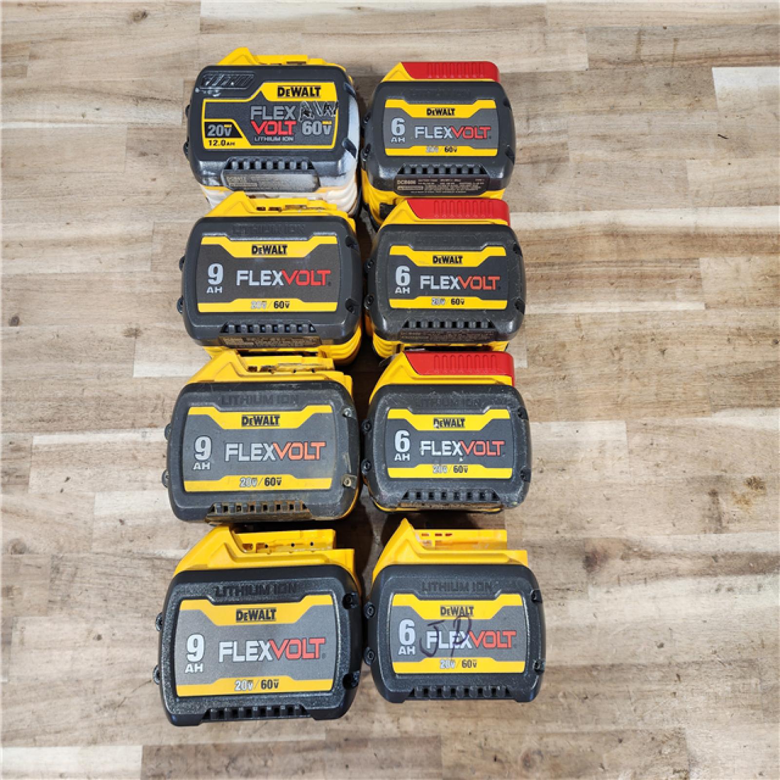 HOUSTON LOCATION - AS-IS DEWALT FLEXVOLT BATTERY PACK QTY - 8